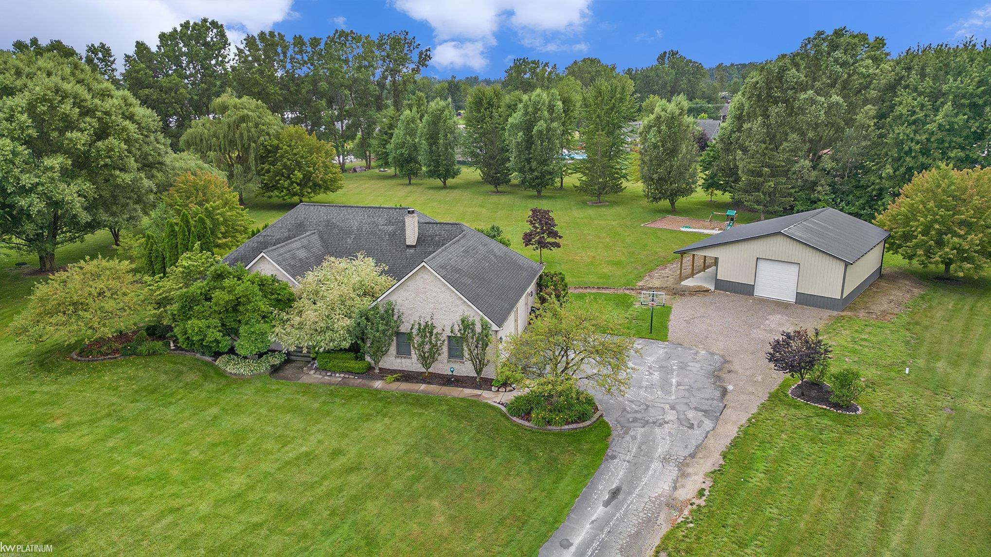 71343 Lucille Drive, MI 48062 — Photo 35