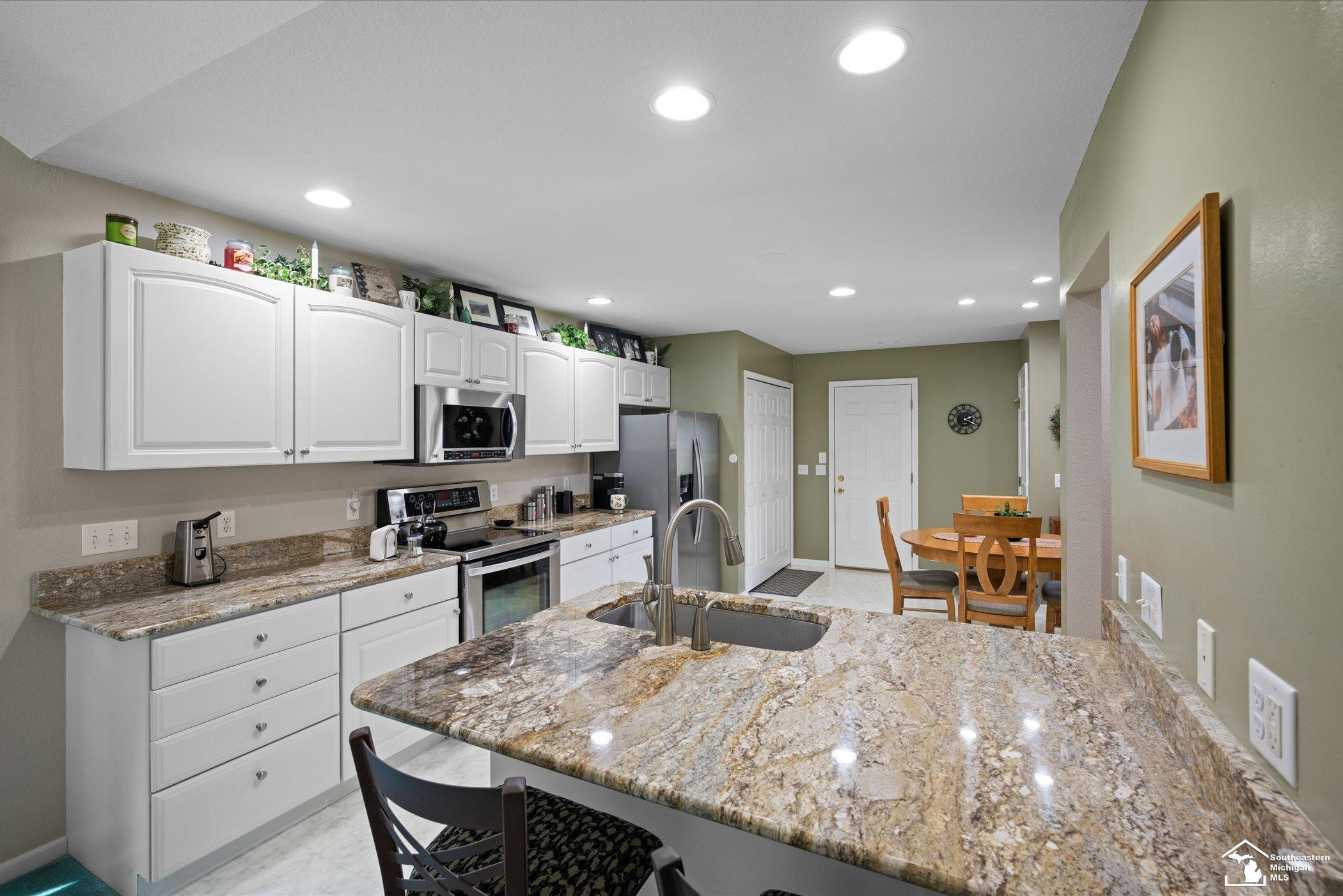 1653 Spruce, Temperance, MI 48182 — Photo 10