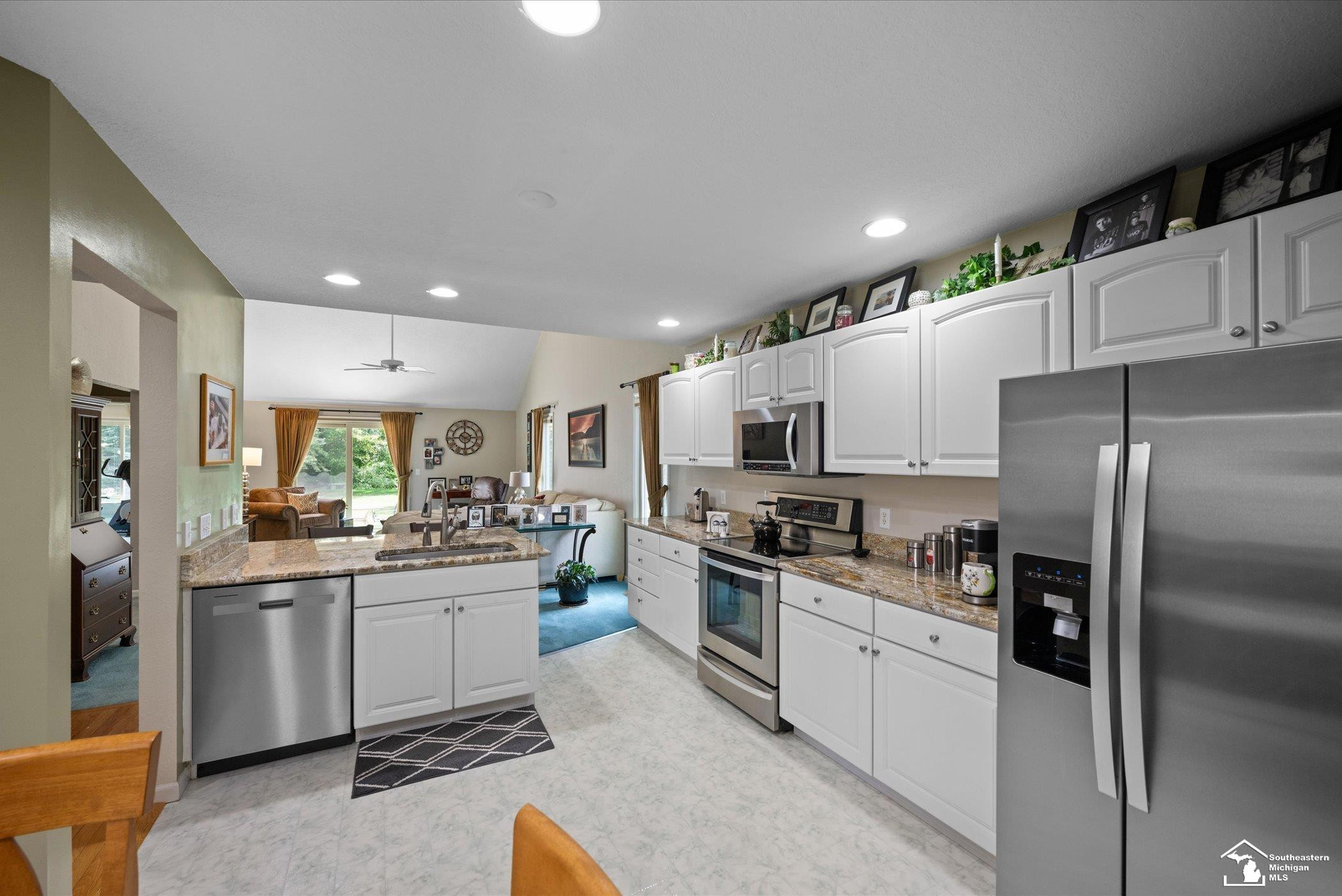 1653 Spruce, Temperance, MI 48182 — Photo 11