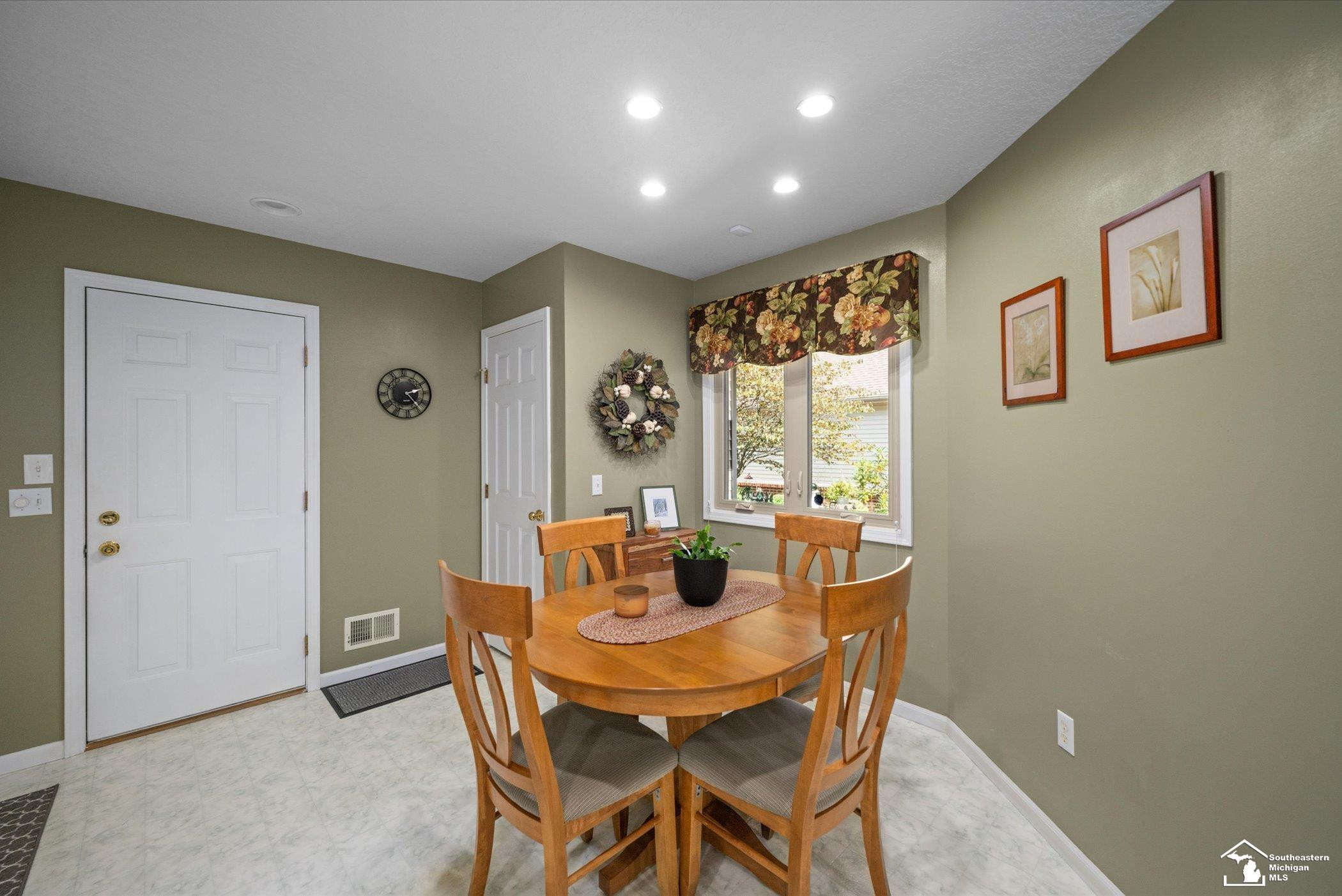 1653 Spruce, Temperance, MI 48182 — Photo 13
