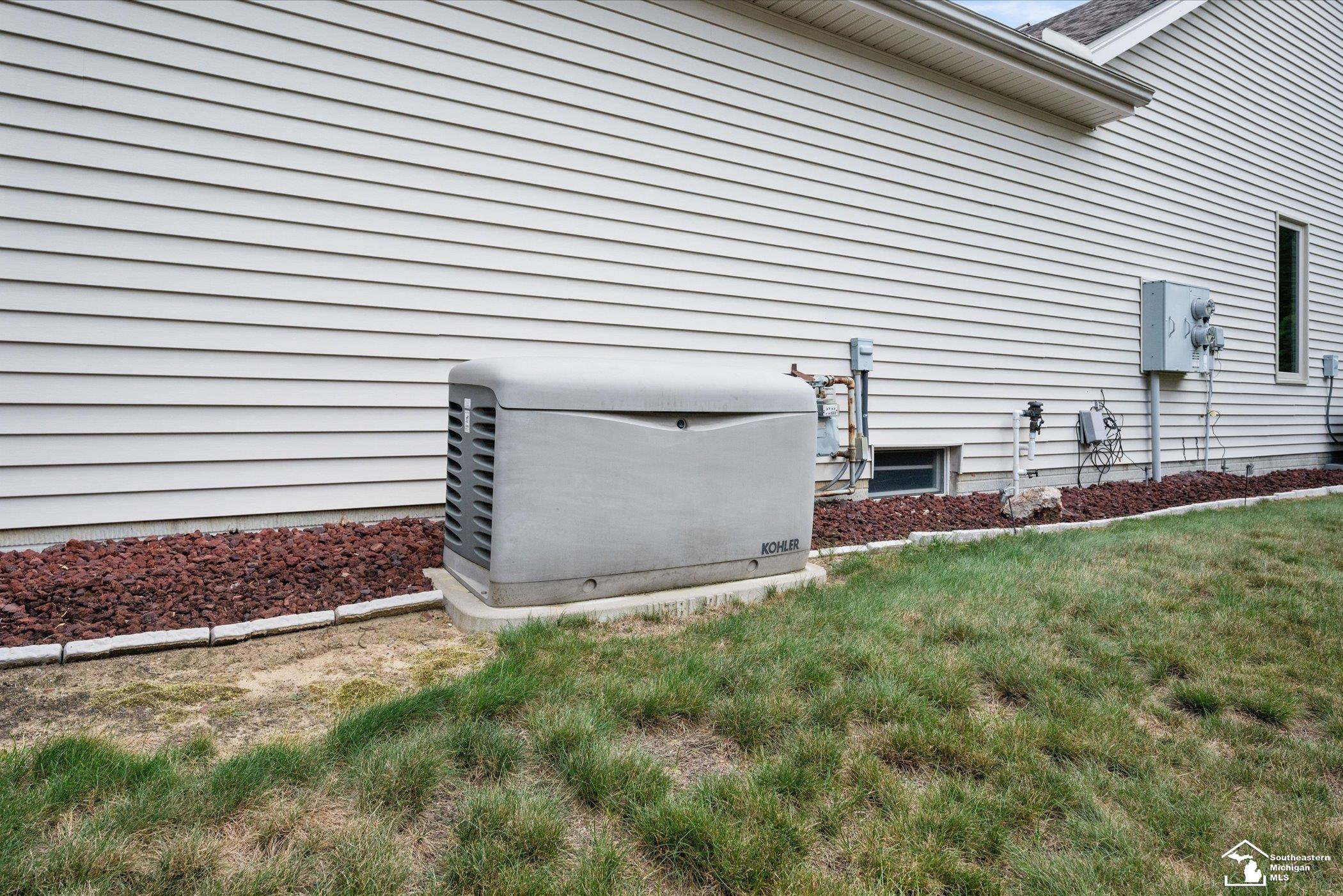 1653 Spruce, Temperance, MI 48182 — Photo 24
