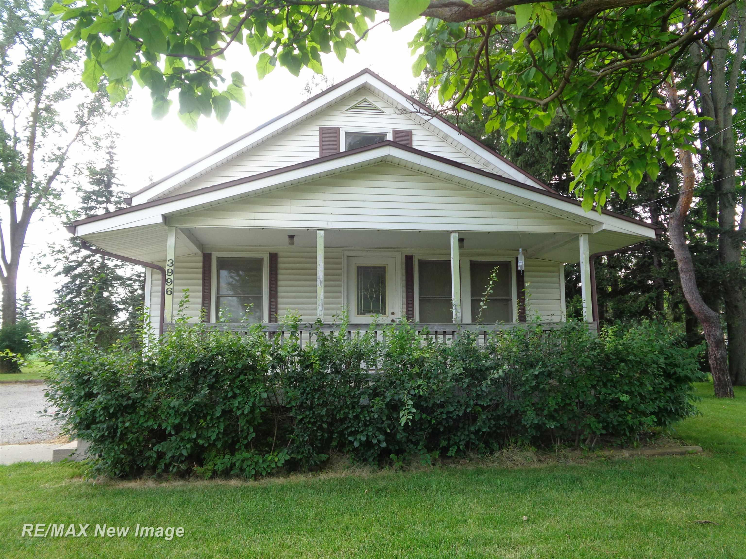 3996 East Road, Saginaw, MI 48601 — Photo 2