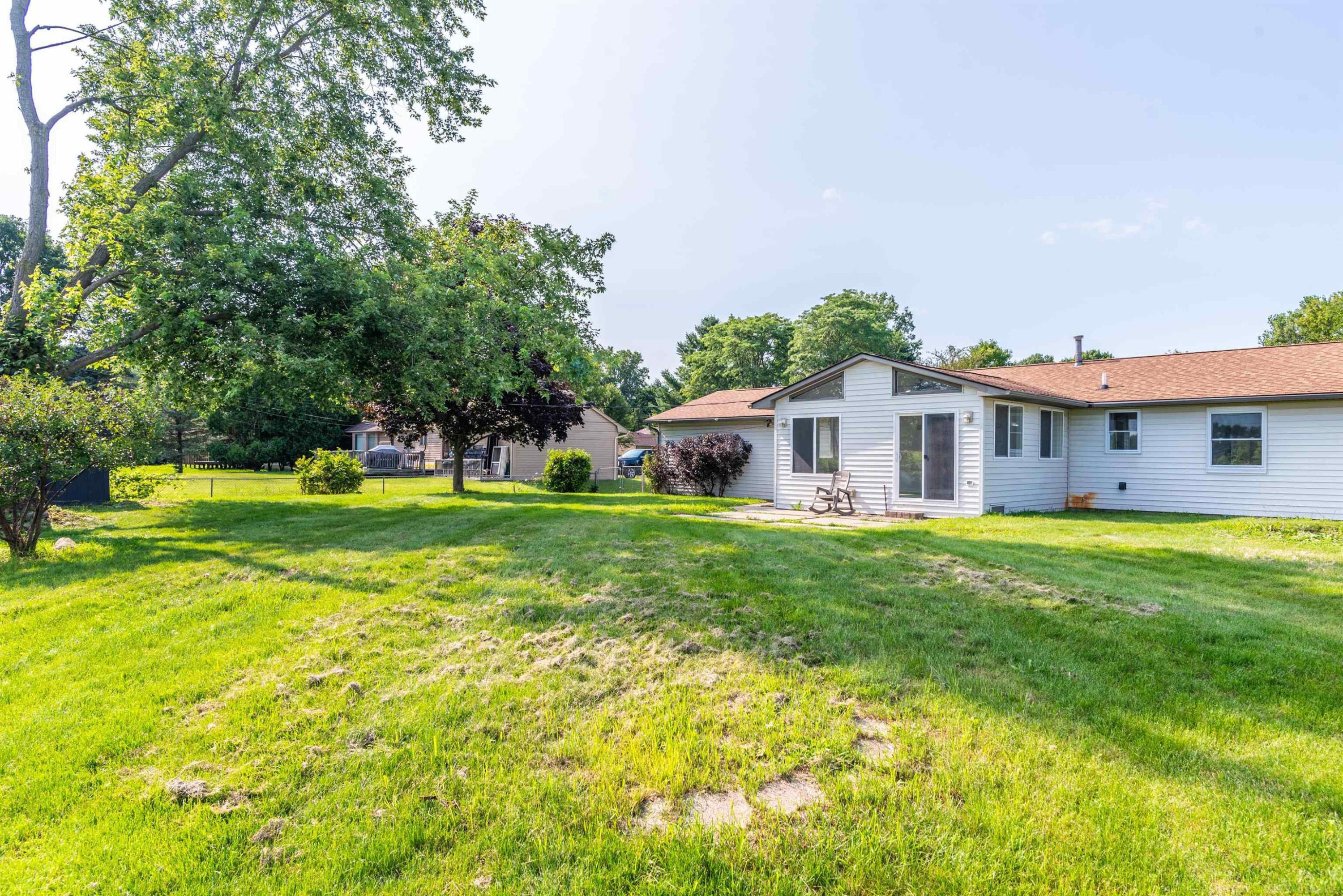 21630 Chester Road, MI — Photo 6