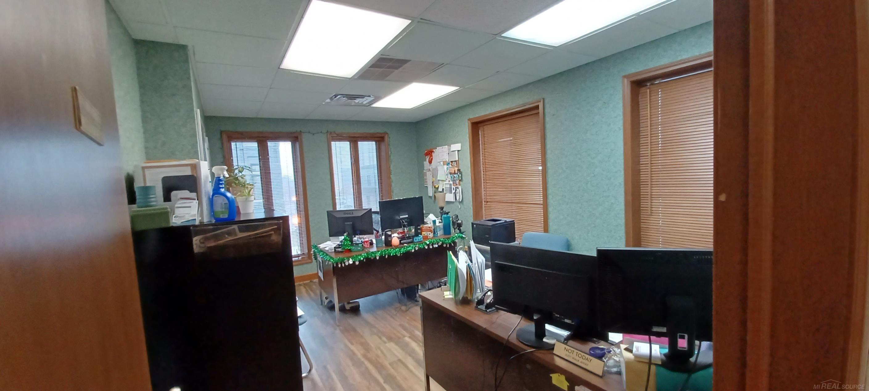 56 Macomb Place, Mount Clemens, MI 48043 — Photo 16