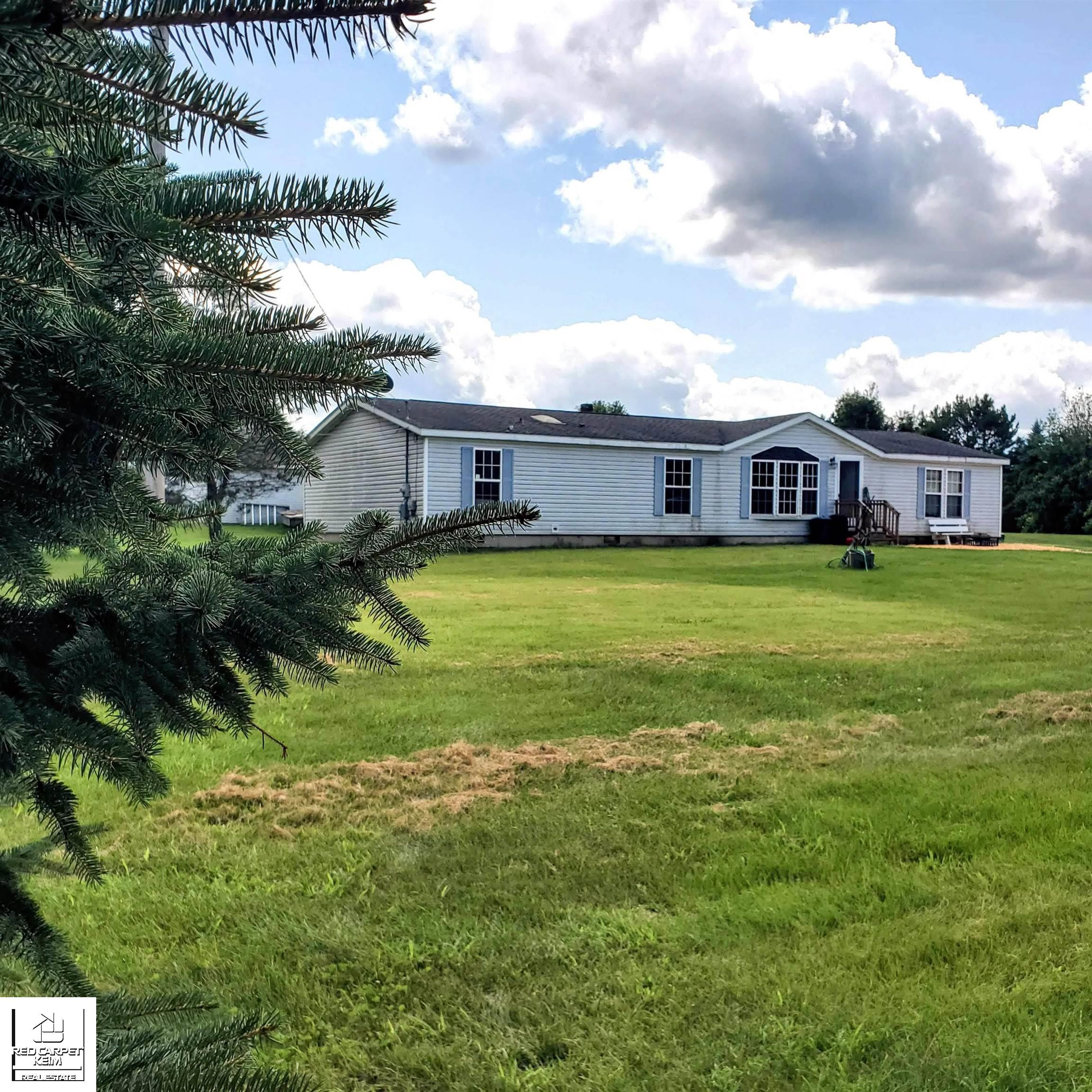 750 Peppermint Street, Attica, MI 48412 — front exterior
