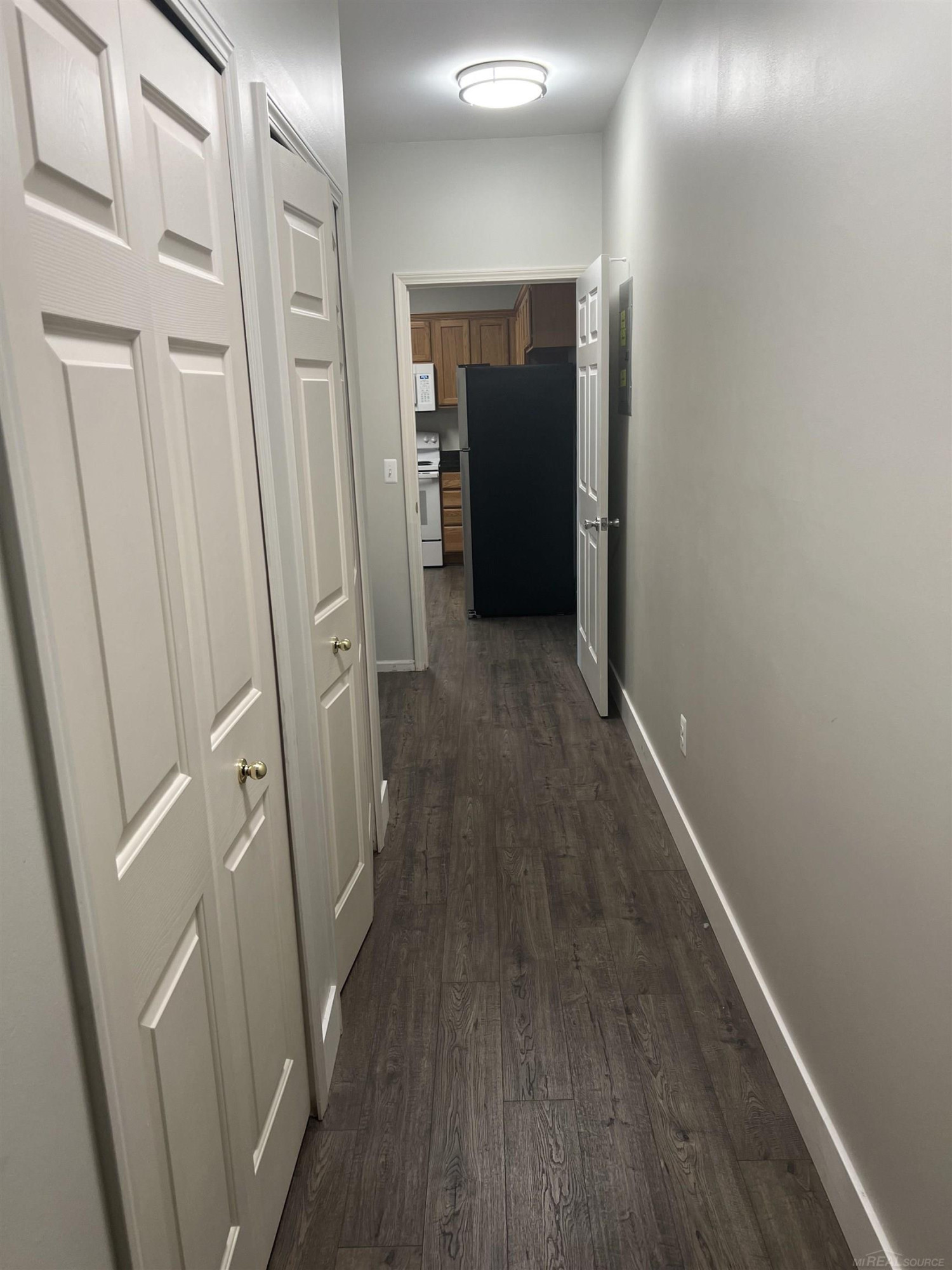 5733 twin oaks Drive, Sterling Heights, MI 48314 — Photo 17