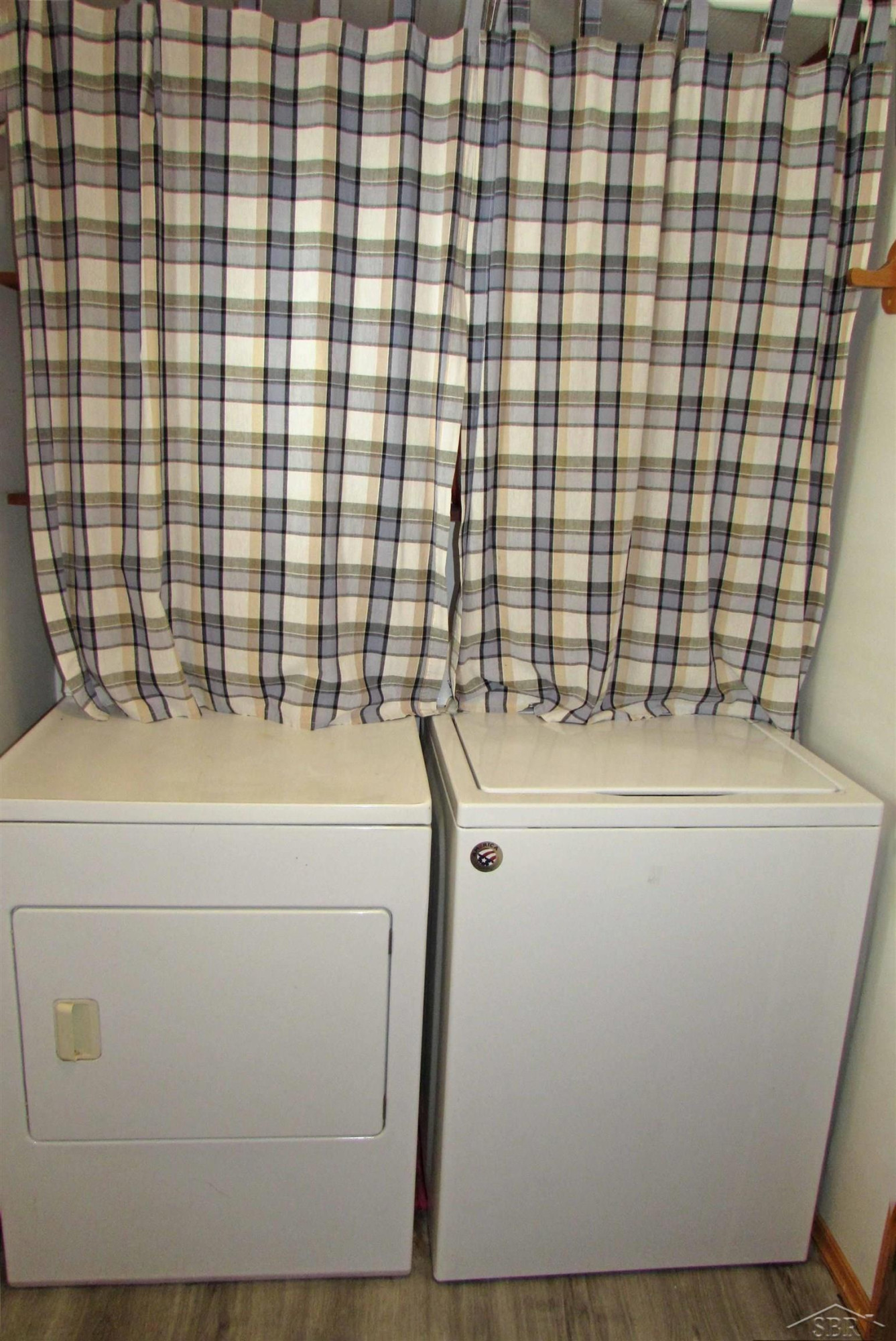 522 Lansing Street, Chesaning, MI 48616 — Photo 19