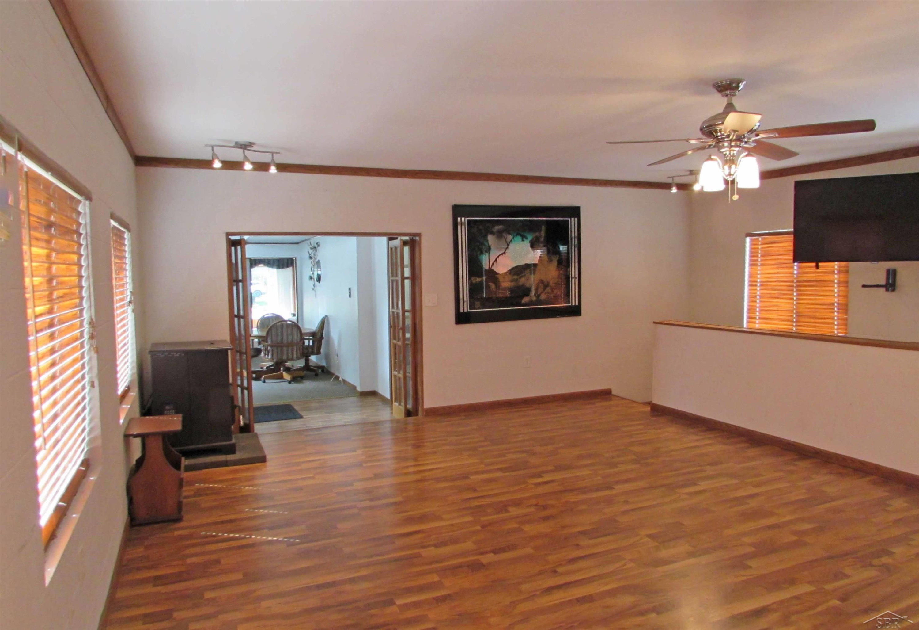 522 Lansing Street, Chesaning, MI 48616 — Photo 21