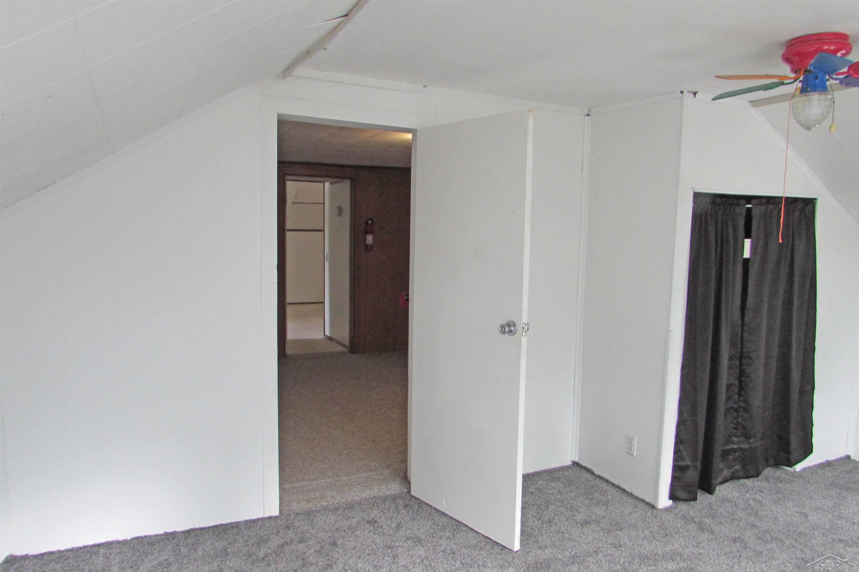 522 Lansing Street, Chesaning, MI 48616 — Photo 36