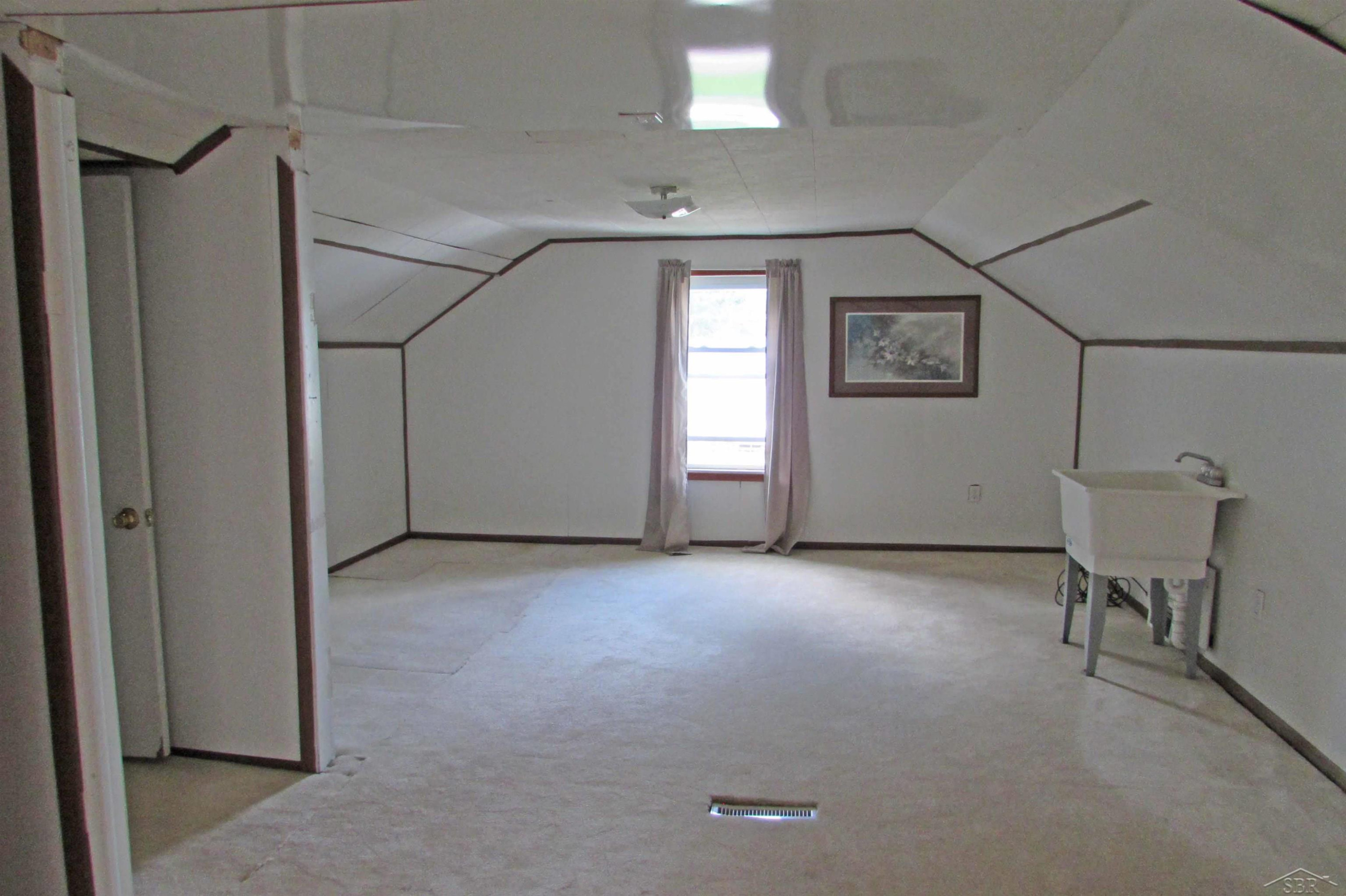 522 Lansing Street, Chesaning, MI 48616 — Photo 38