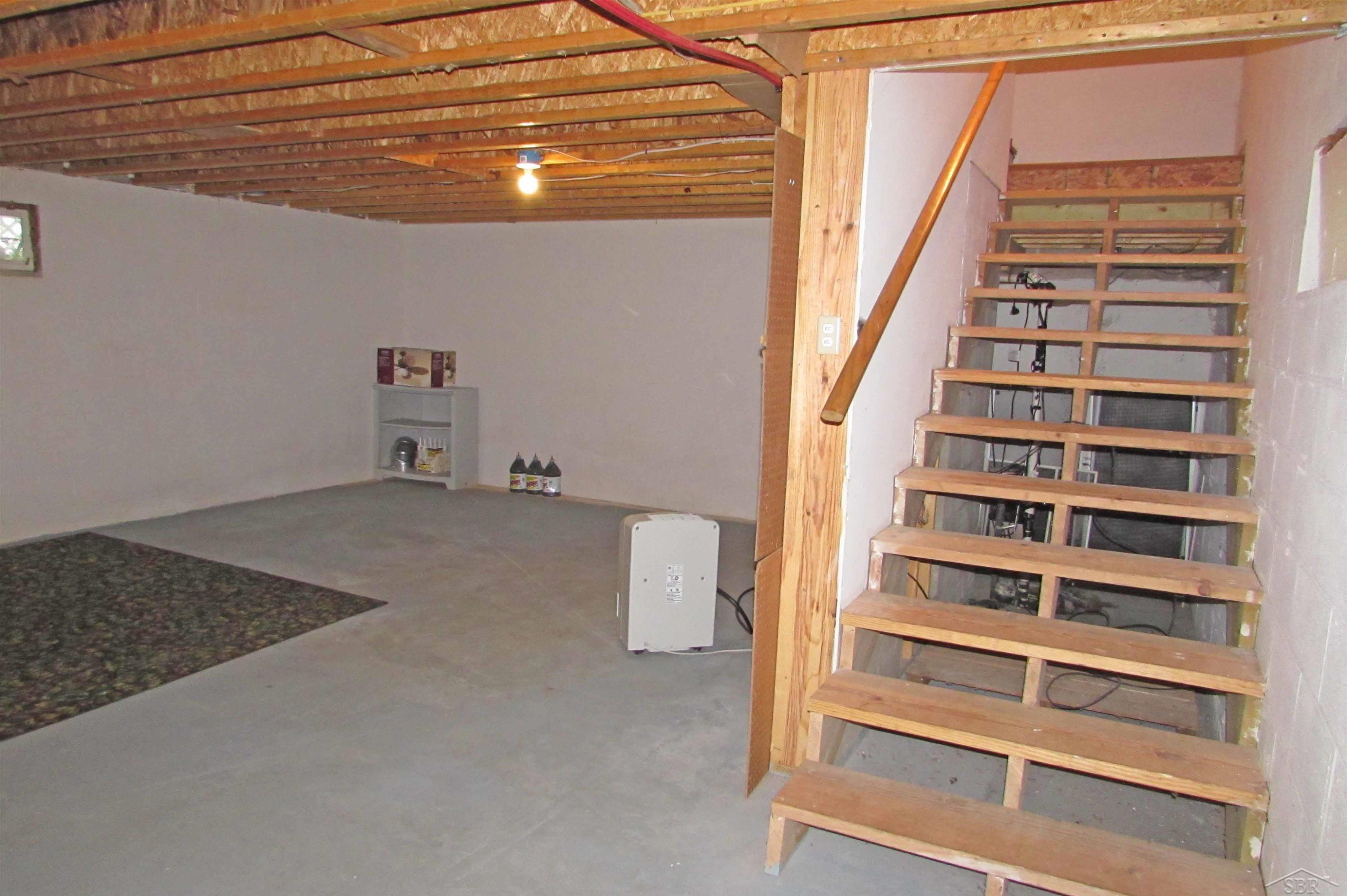 522 Lansing Street, Chesaning, MI 48616 — Photo 44