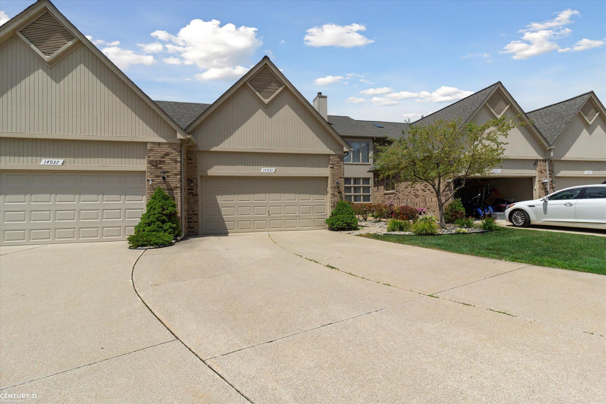 14939 Stoney Brook Drive, Utica, MI 48315 — Photo 3
