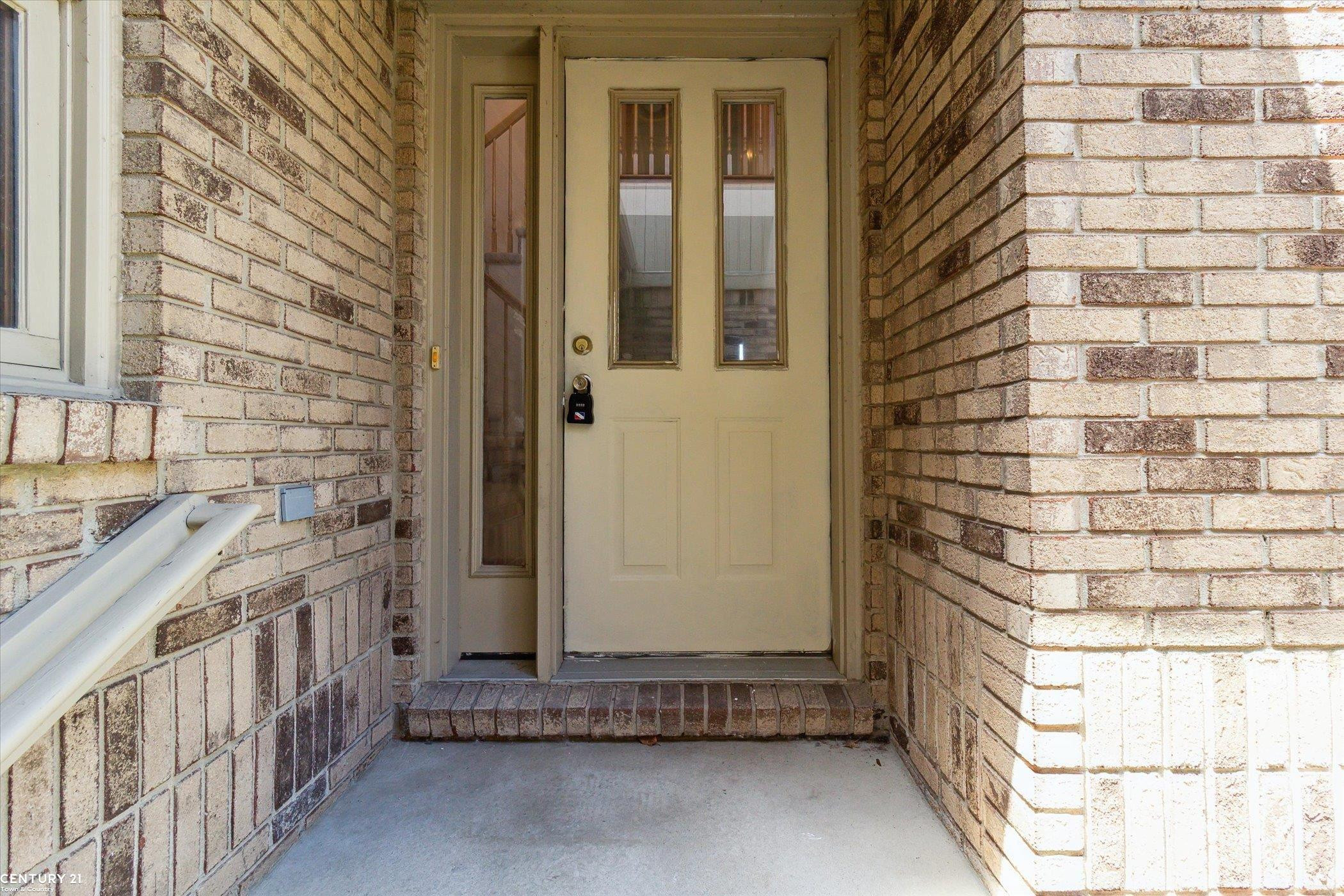 14939 Stoney Brook Drive, Utica, MI 48315 — Photo 6