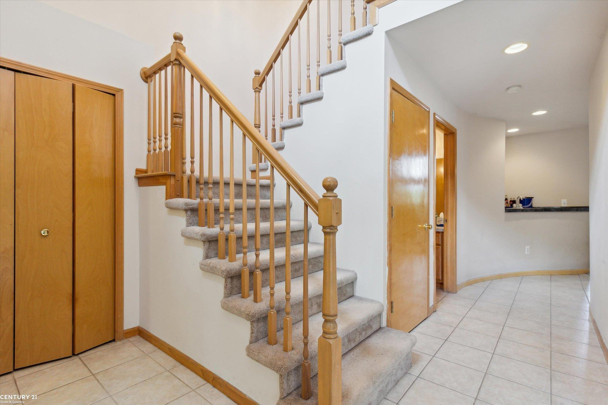 14939 Stoney Brook Drive, Utica, MI 48315 — Photo 8