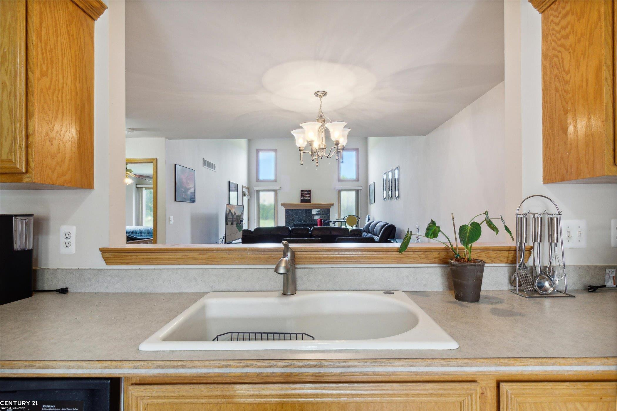 14939 Stoney Brook Drive, Utica, MI 48315 — Photo 21