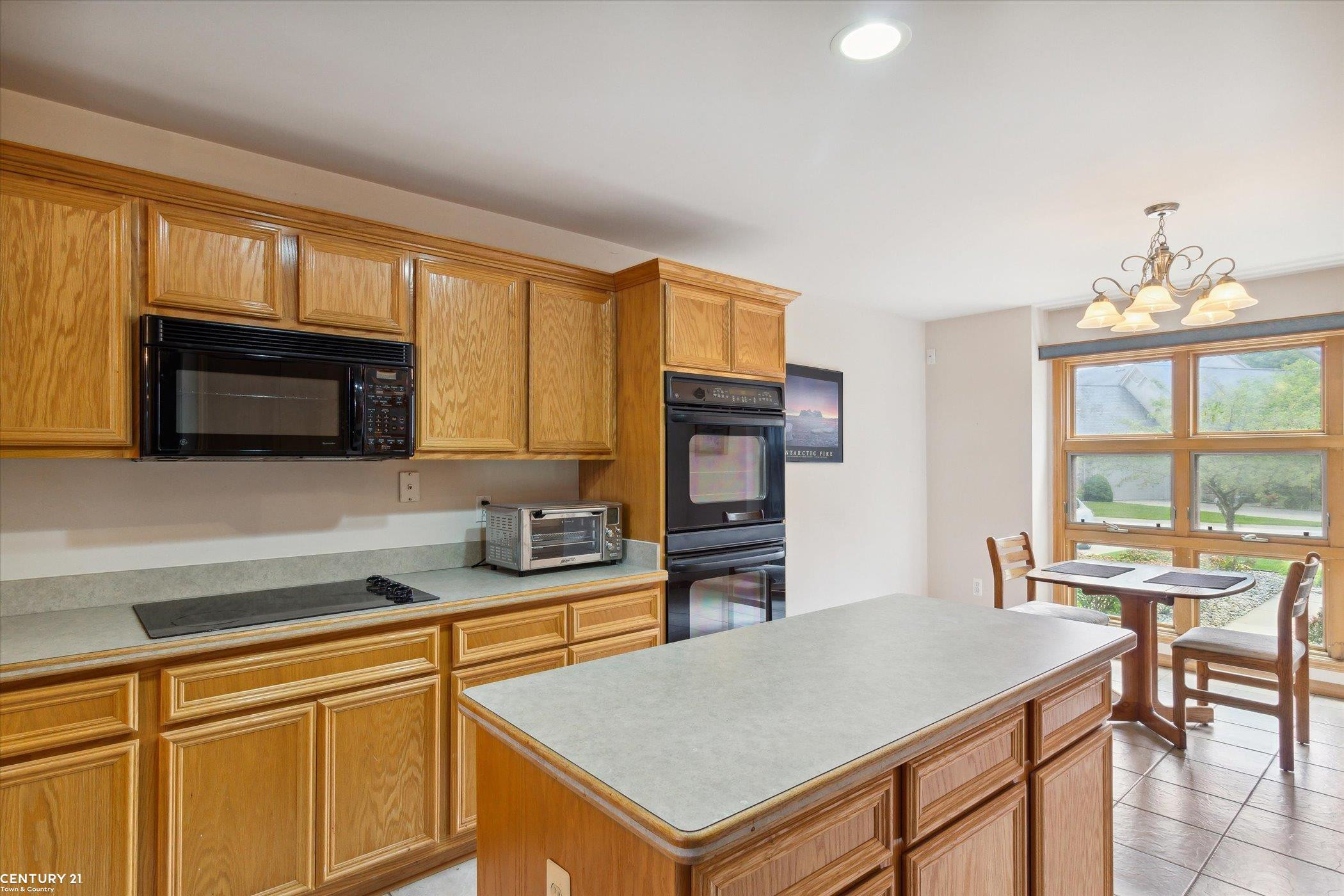 14939 Stoney Brook Drive, Utica, MI 48315 — Photo 22