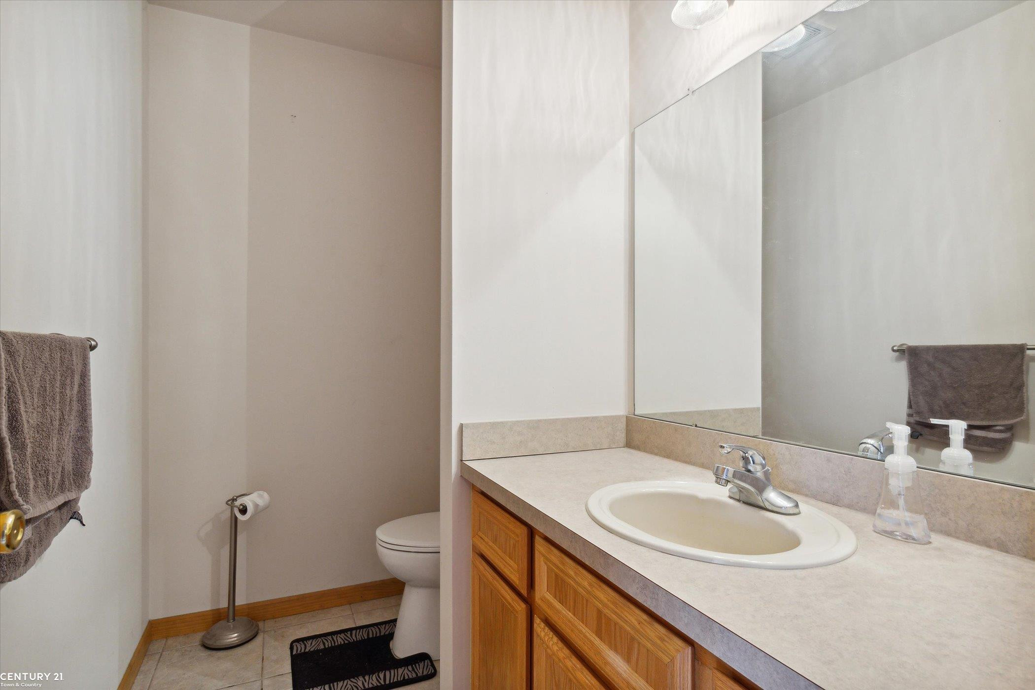 14939 Stoney Brook Drive, Utica, MI 48315 — Photo 24