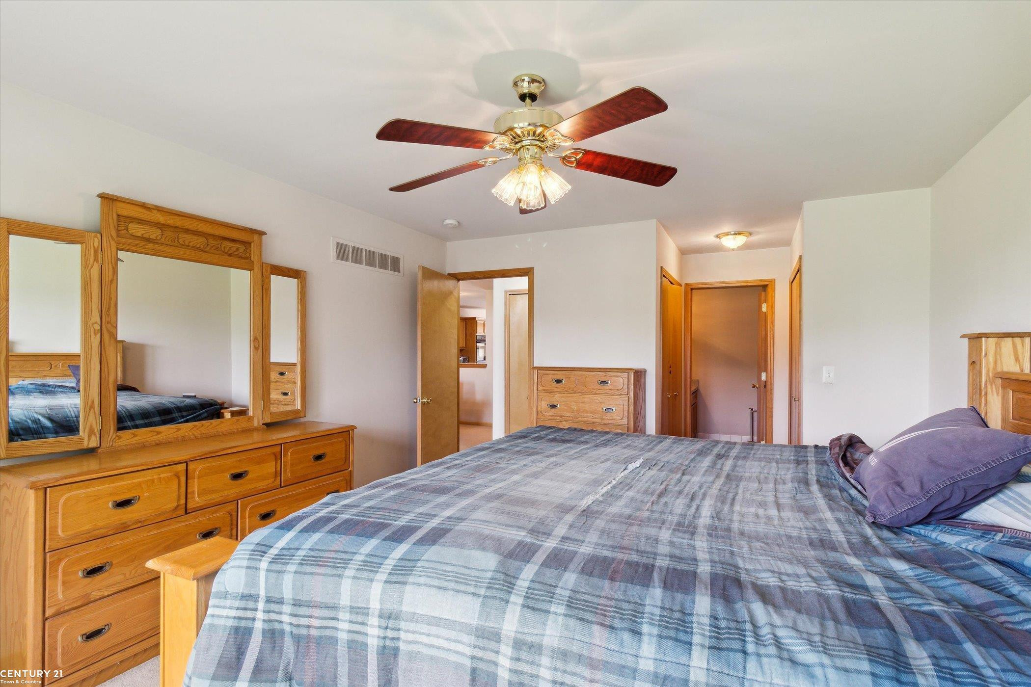 14939 Stoney Brook Drive, Utica, MI 48315 — Photo 30