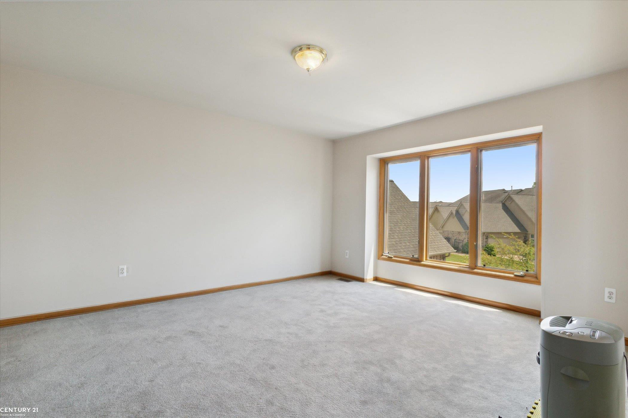 14939 Stoney Brook Drive, Utica, MI 48315 — Photo 35