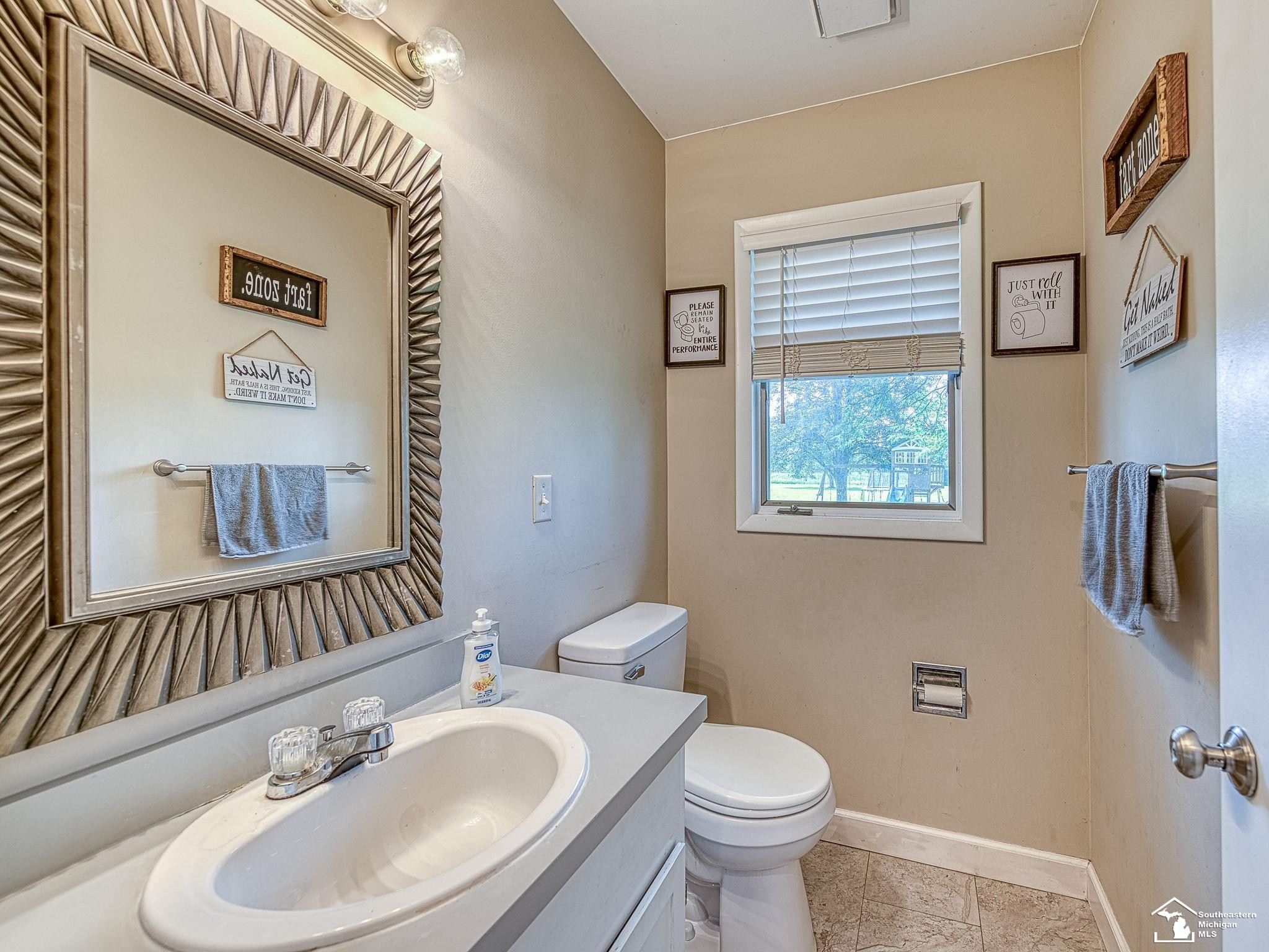 4949 Colf, Carleton, MI 48117 — Photo 19