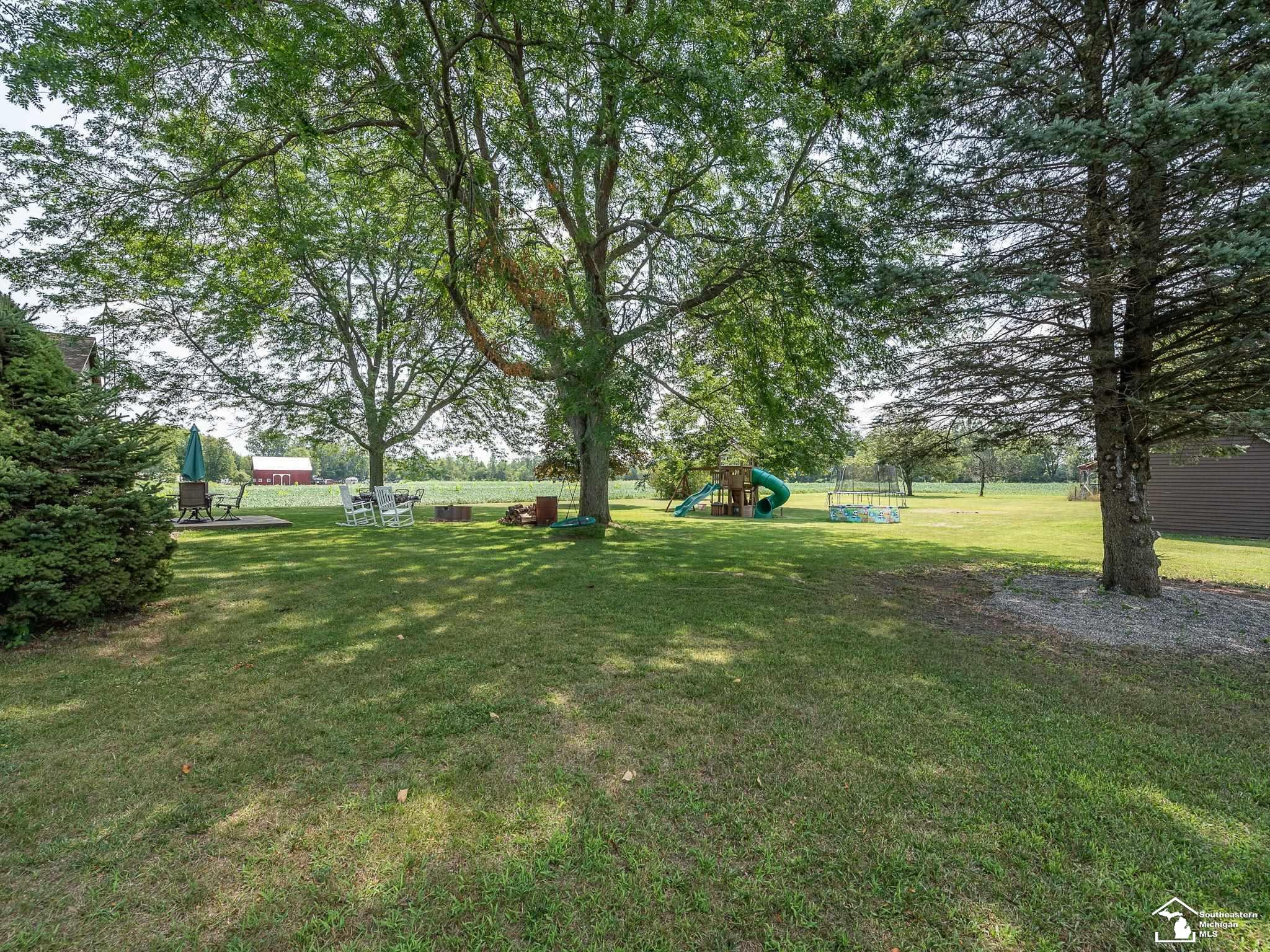 4949 Colf, Carleton, MI 48117 — Photo 30