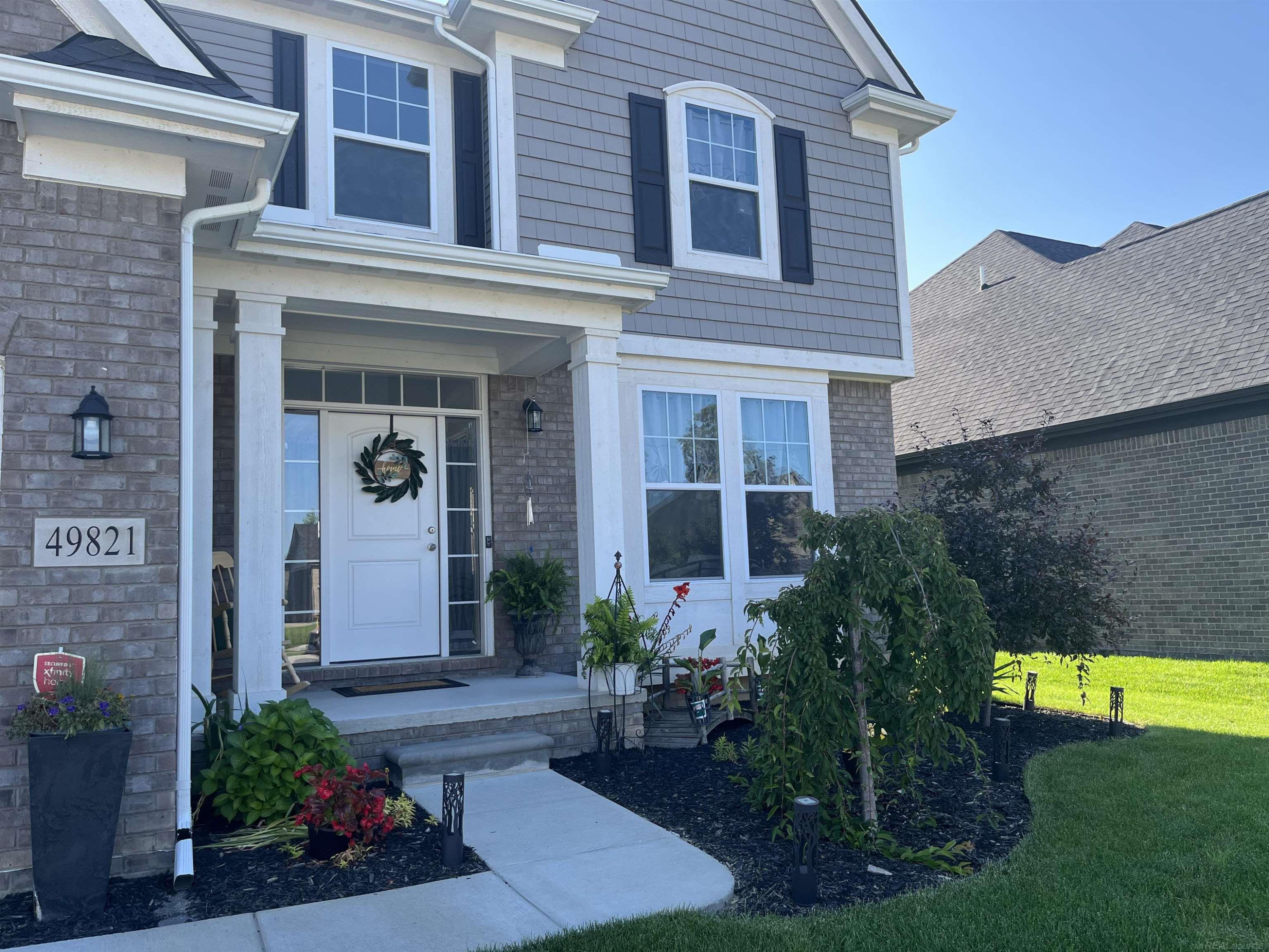 49821 Bingham Lane, MI 48044 — Photo 2