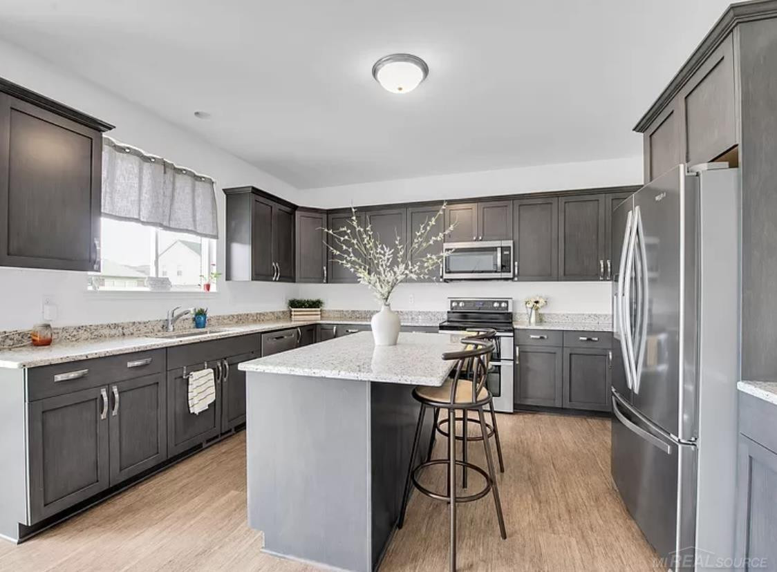 49821 Bingham Lane, MI 48044 — Photo 5
