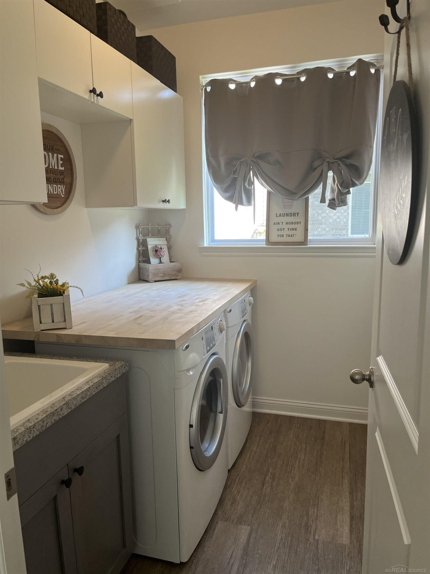 49821 Bingham Lane, MI 48044 — Photo 19