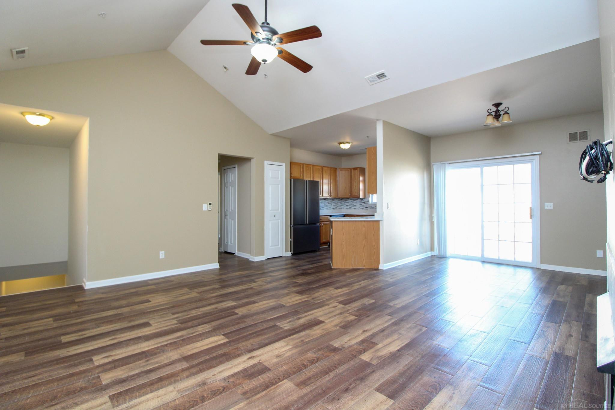8201 Addington Drive, Walled Lake, MI 48390 — Photo 10