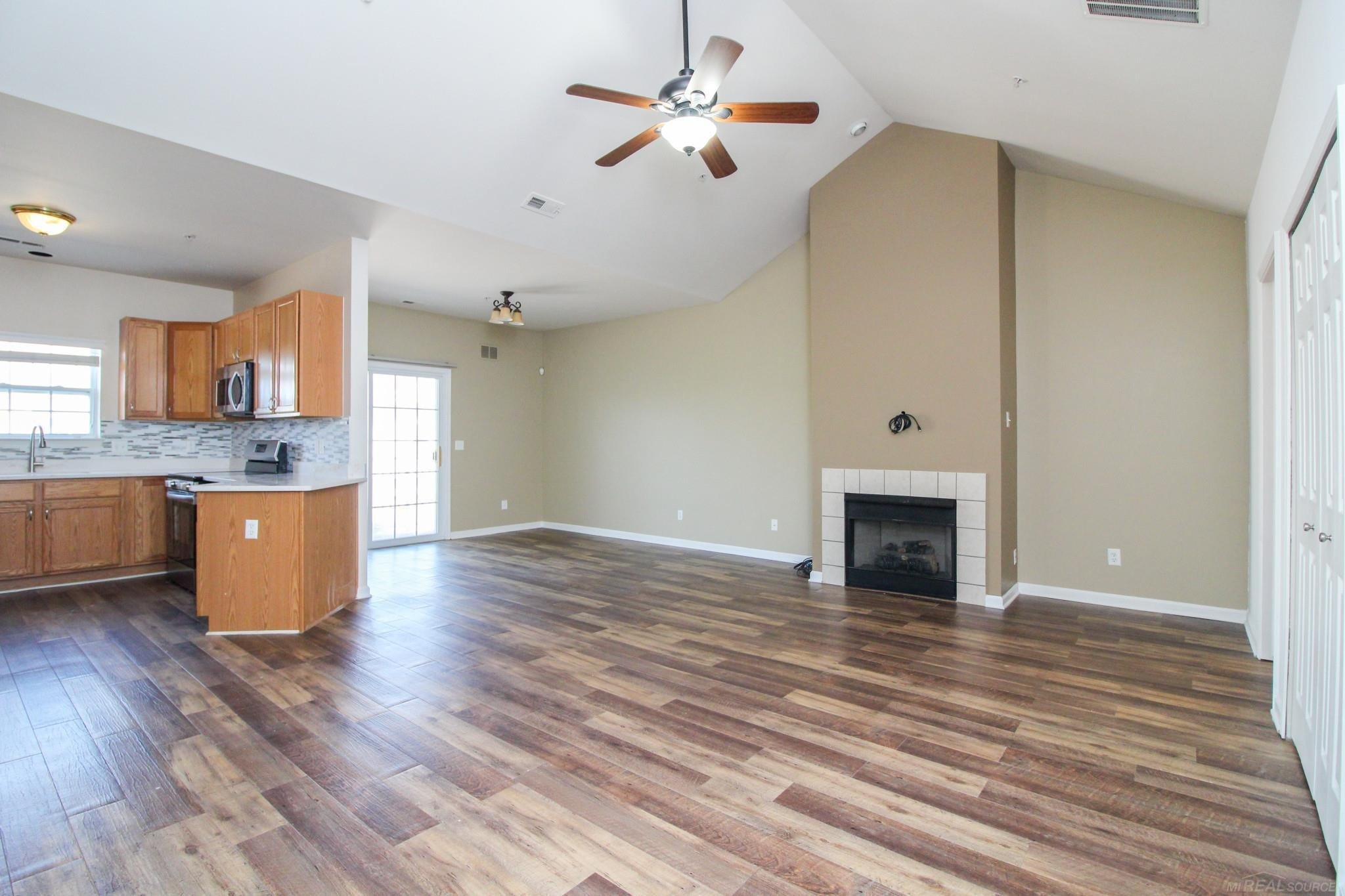8201 Addington Drive, Walled Lake, MI 48390 — Photo 20