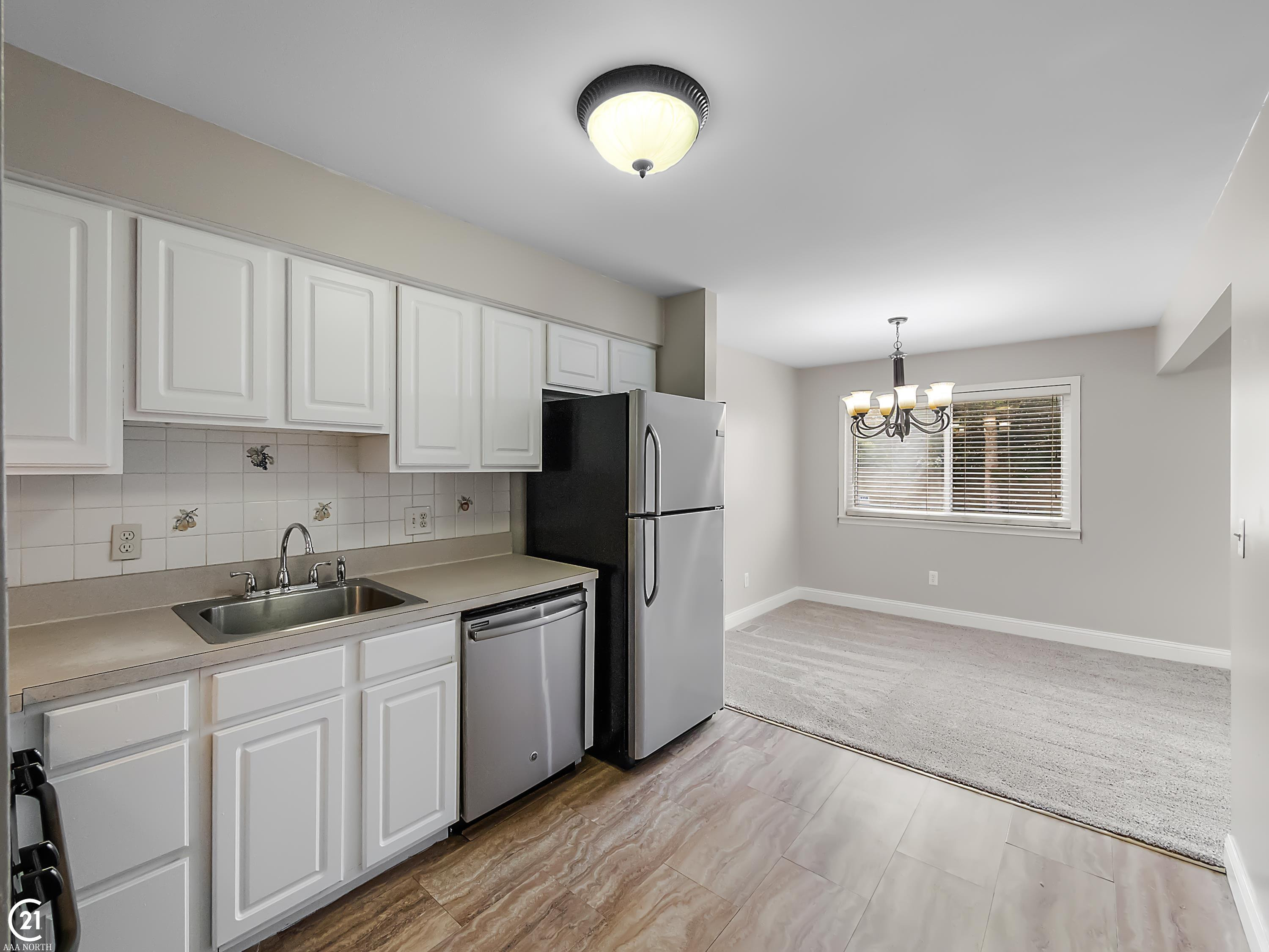 8577 Winchester Drive, Sterling Heights, MI 48313 — Photo 25