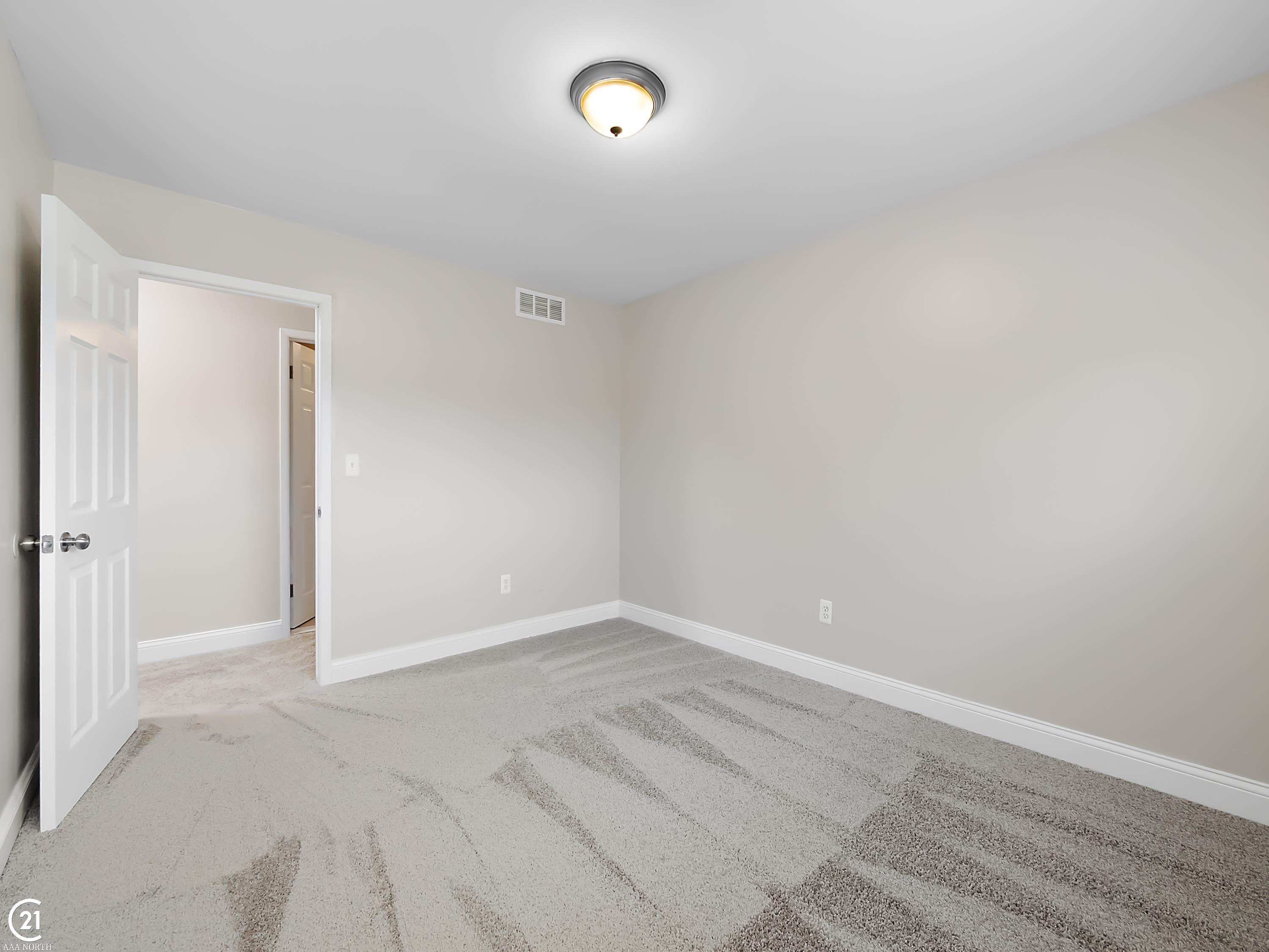 8577 Winchester Drive, Sterling Heights, MI 48313 — Photo 30