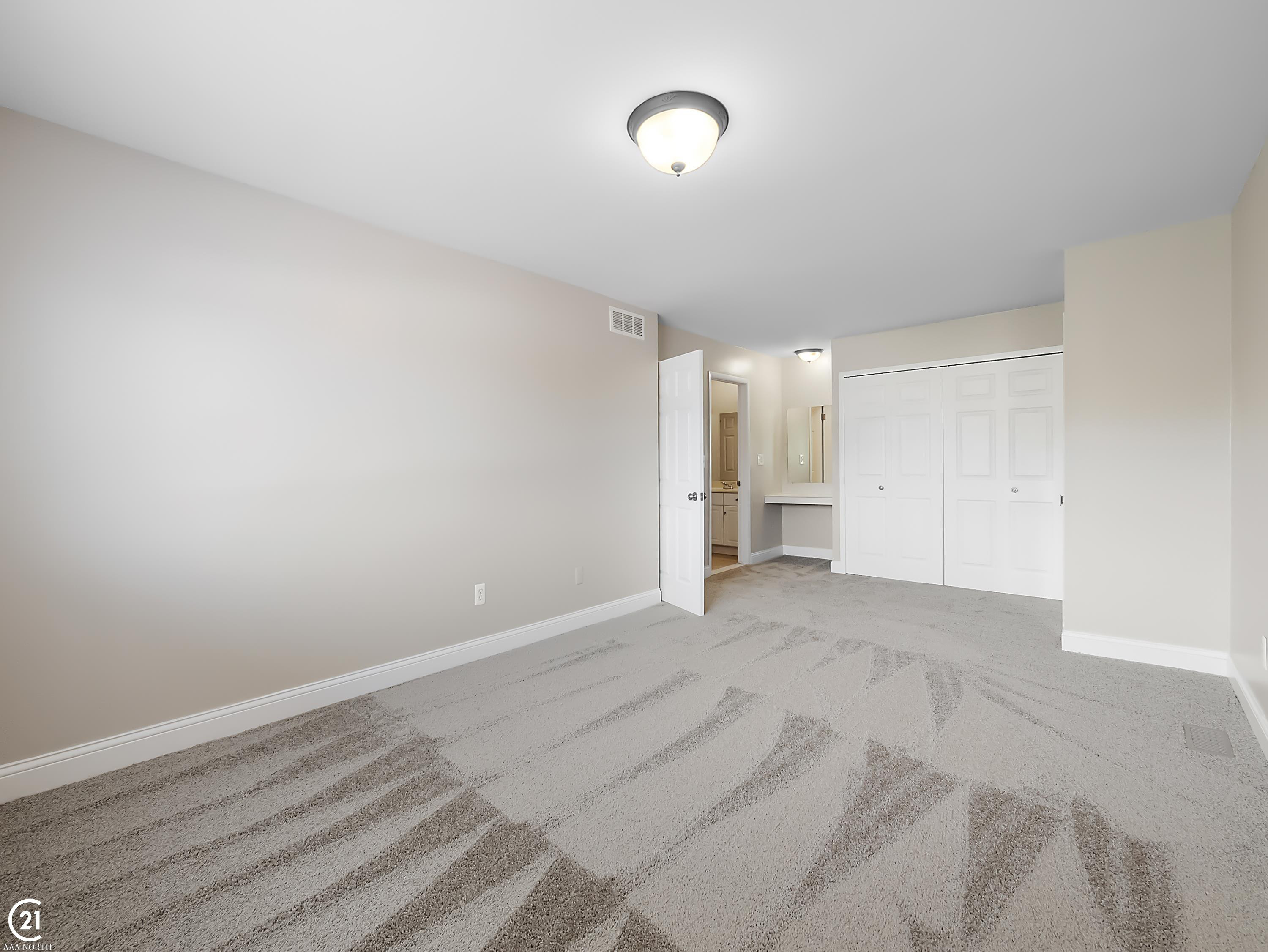 8577 Winchester Drive, Sterling Heights, MI 48313 — Photo 41