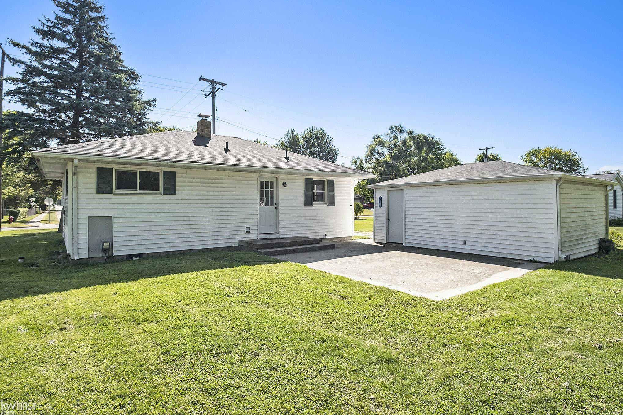 204 Southlawn, Auburn, MI 48611 — Photo 15