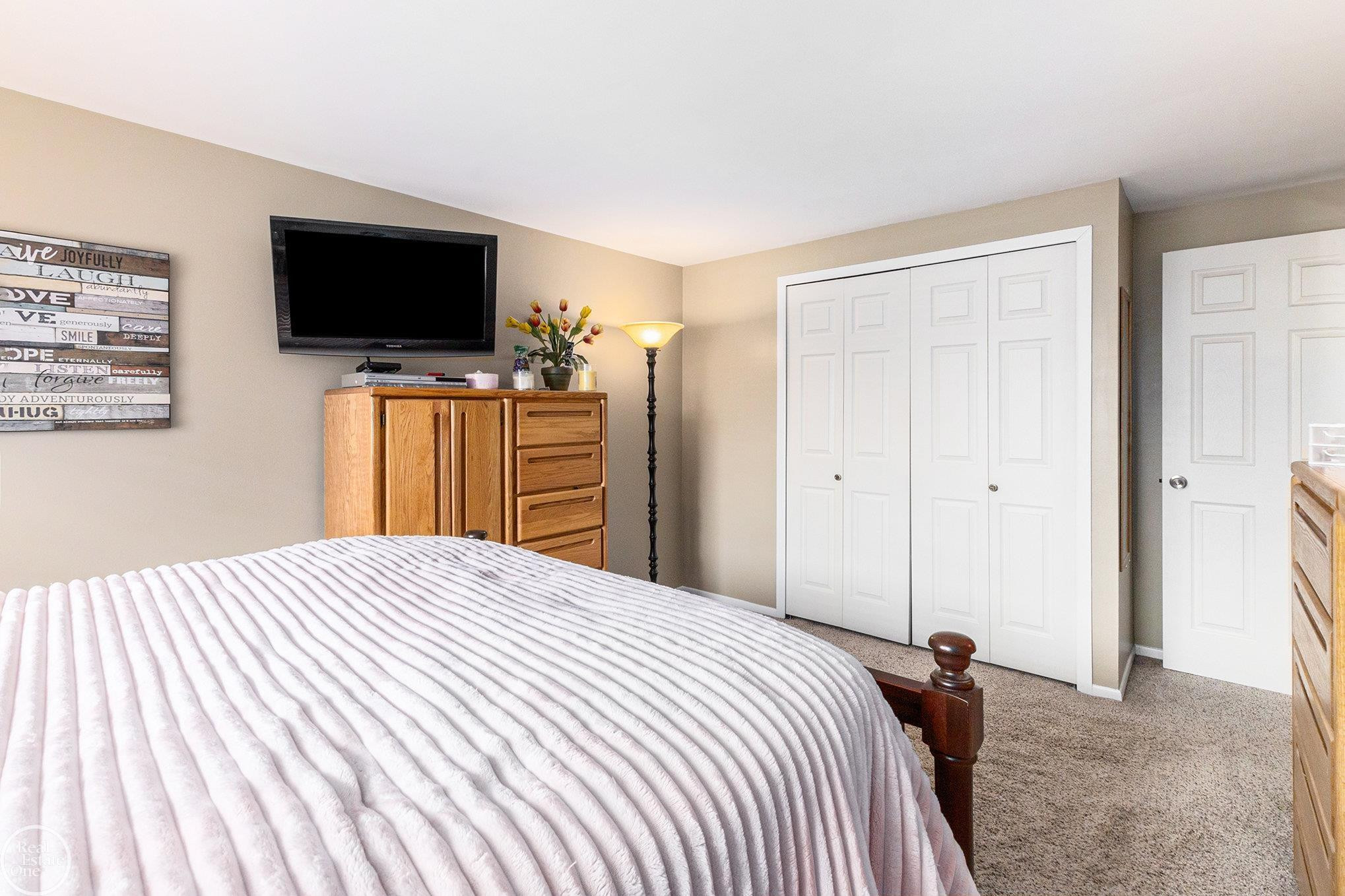 146 LADD Road, 6/A, Walled Lake, MI 48390 — Photo 12
