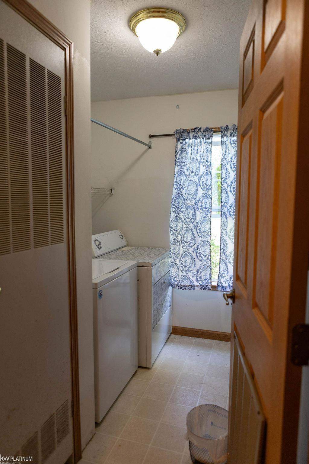 12221 Jeddo Road, MI 48097 — Photo 32