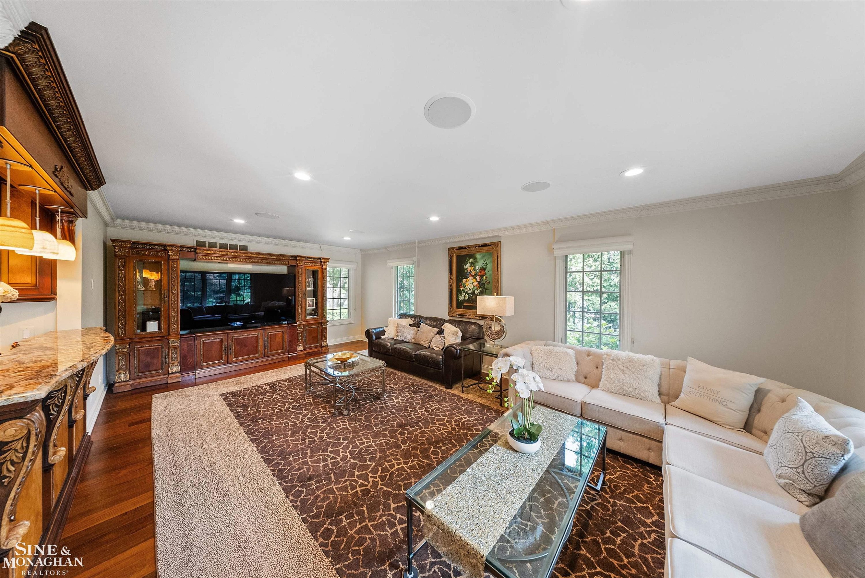 99 Renaud Road, Grosse Pointe Shores, MI 48236 — Photo 13