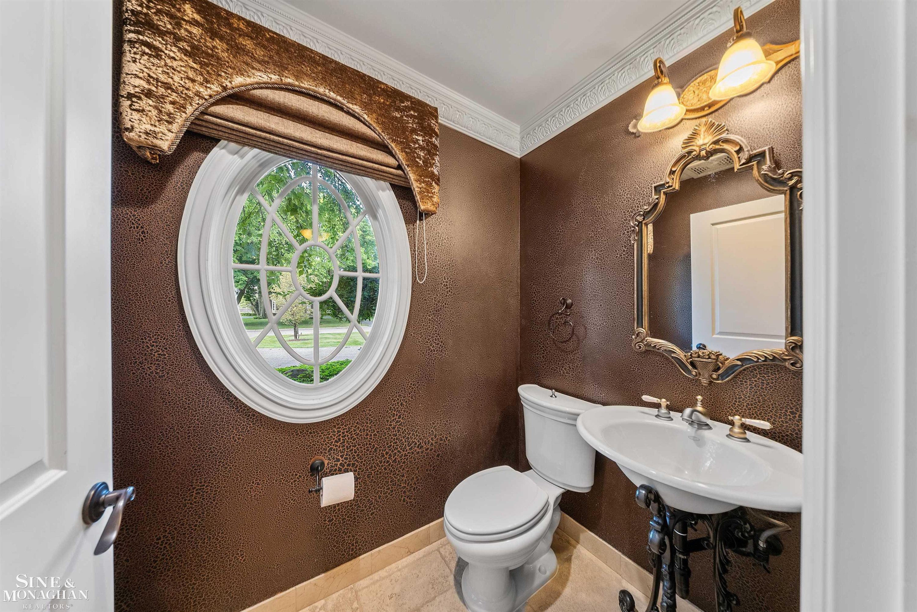 99 Renaud Road, Grosse Pointe Shores, MI 48236 — Photo 21