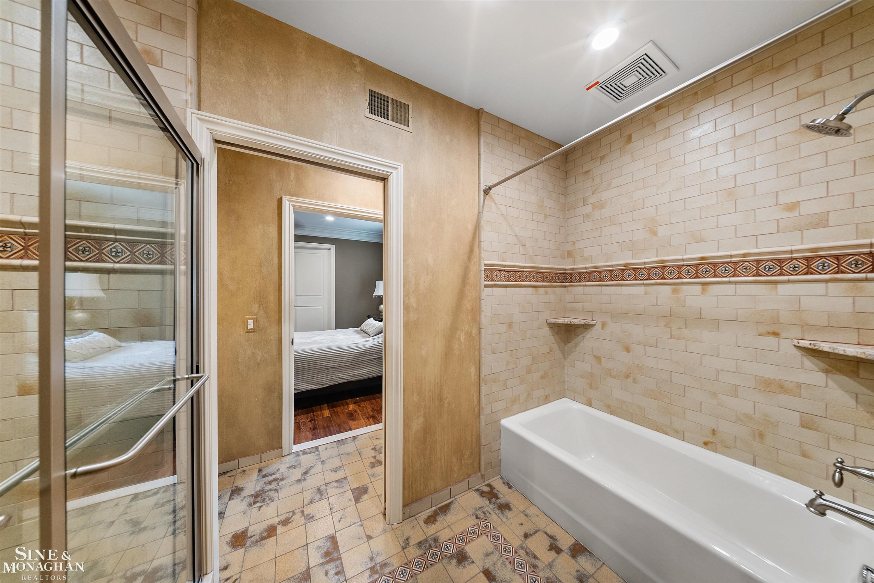 99 Renaud Road, Grosse Pointe Shores, MI 48236 — Photo 40