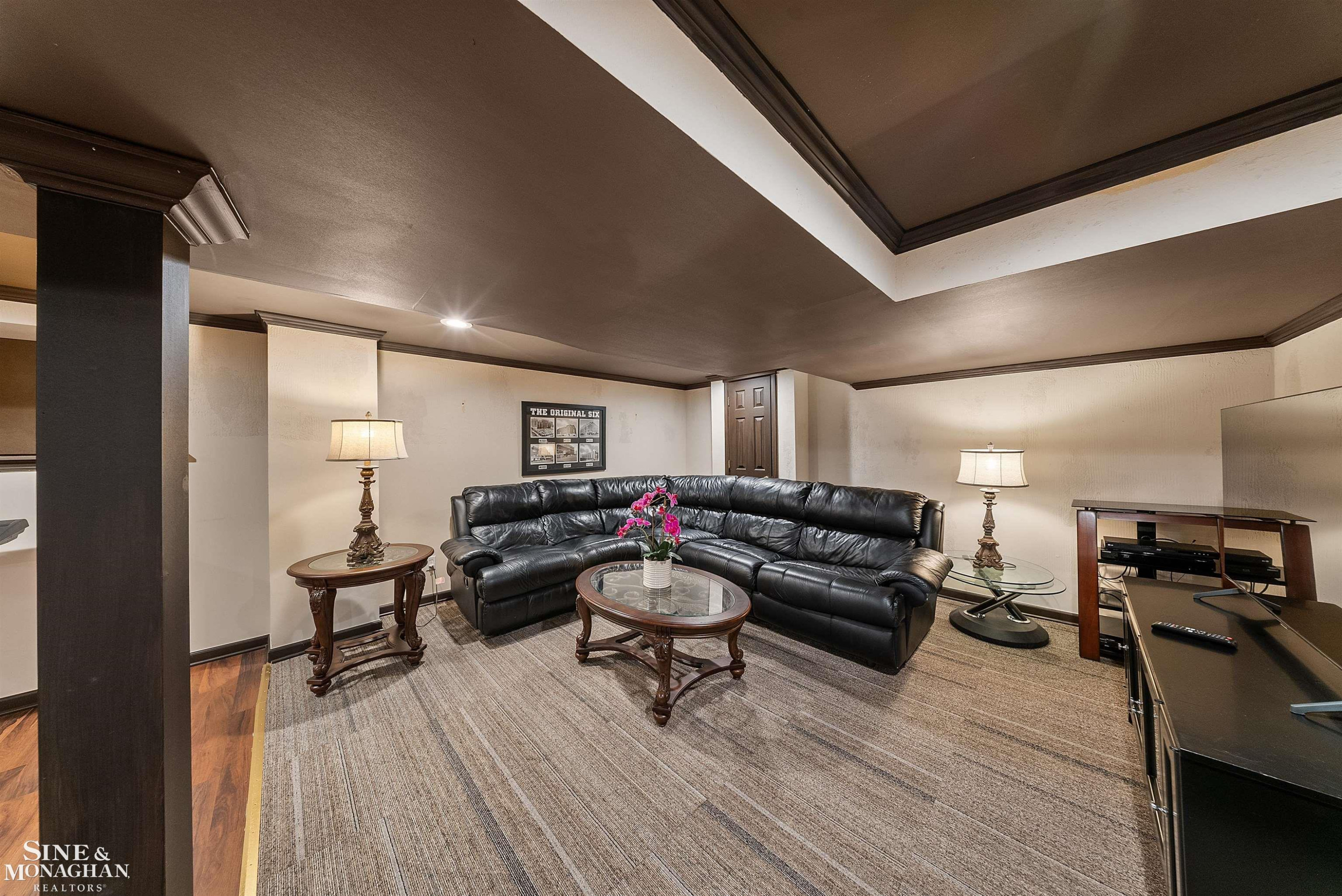 99 Renaud Road, Grosse Pointe Shores, MI 48236 — Photo 51