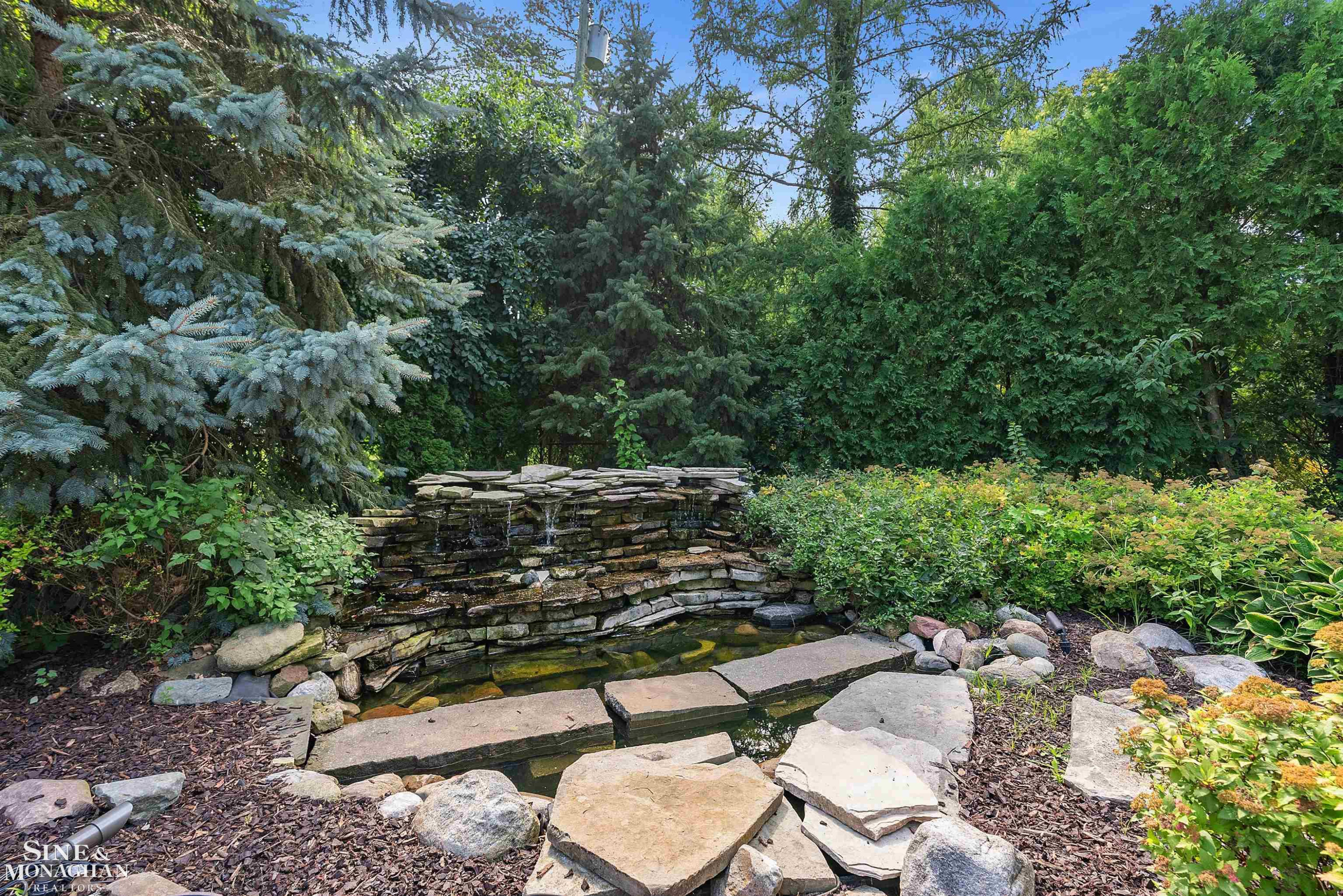 99 Renaud Road, Grosse Pointe Shores, MI 48236 — Photo 70