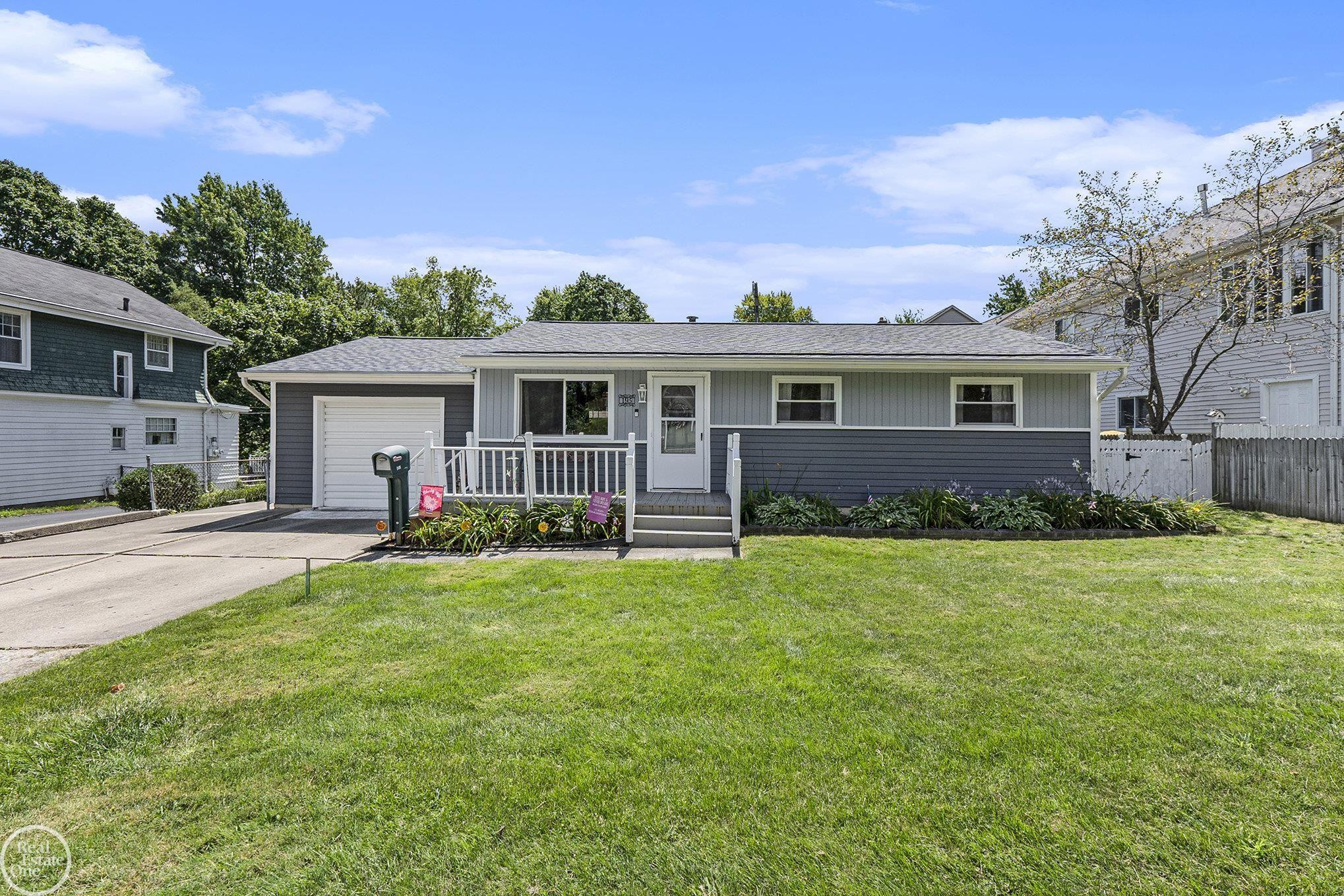 195 Minot Street, MI 48065 — front exterior