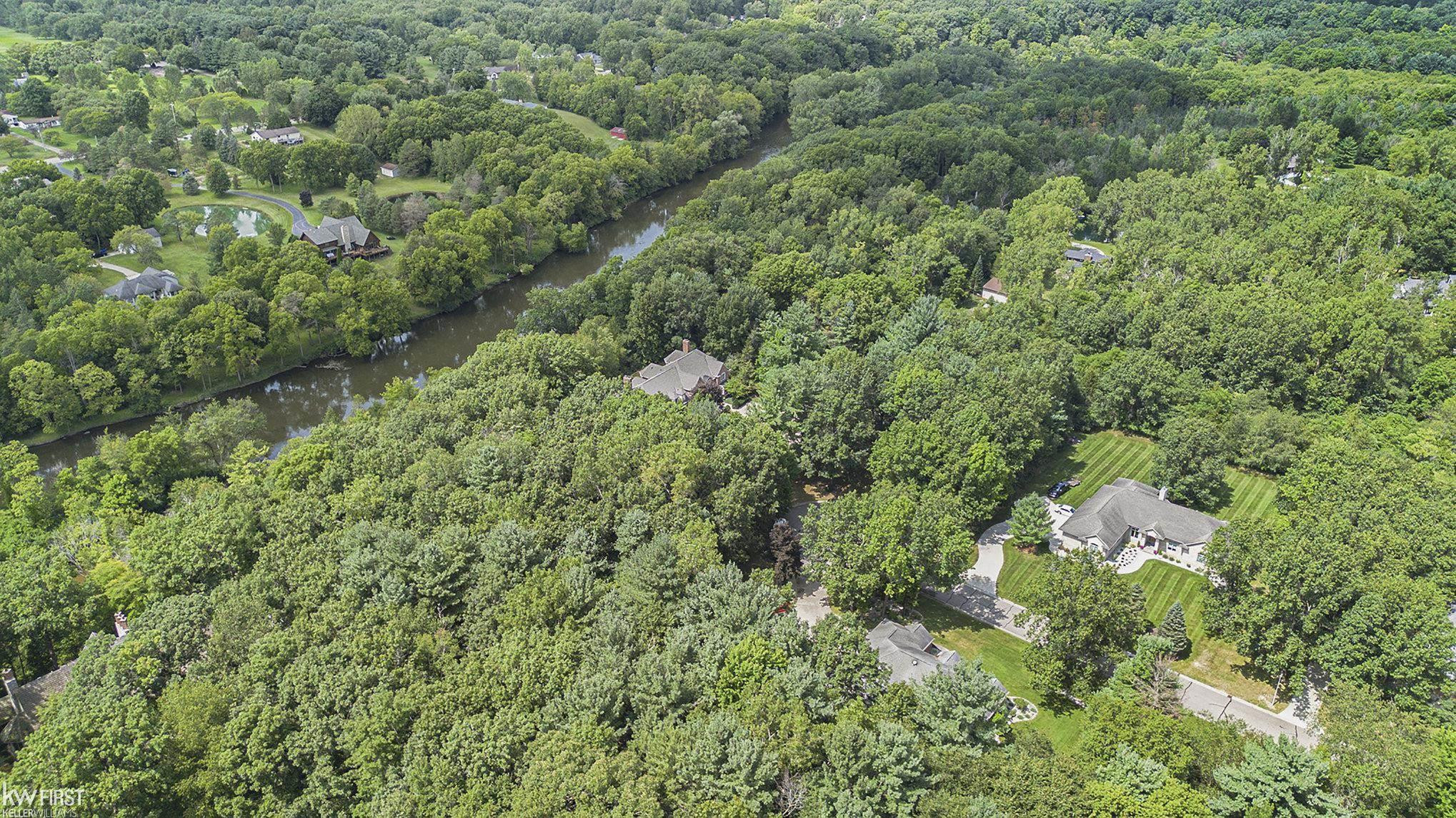 9207 N. Island Court, Flushing, MI 48433 — Photo 9