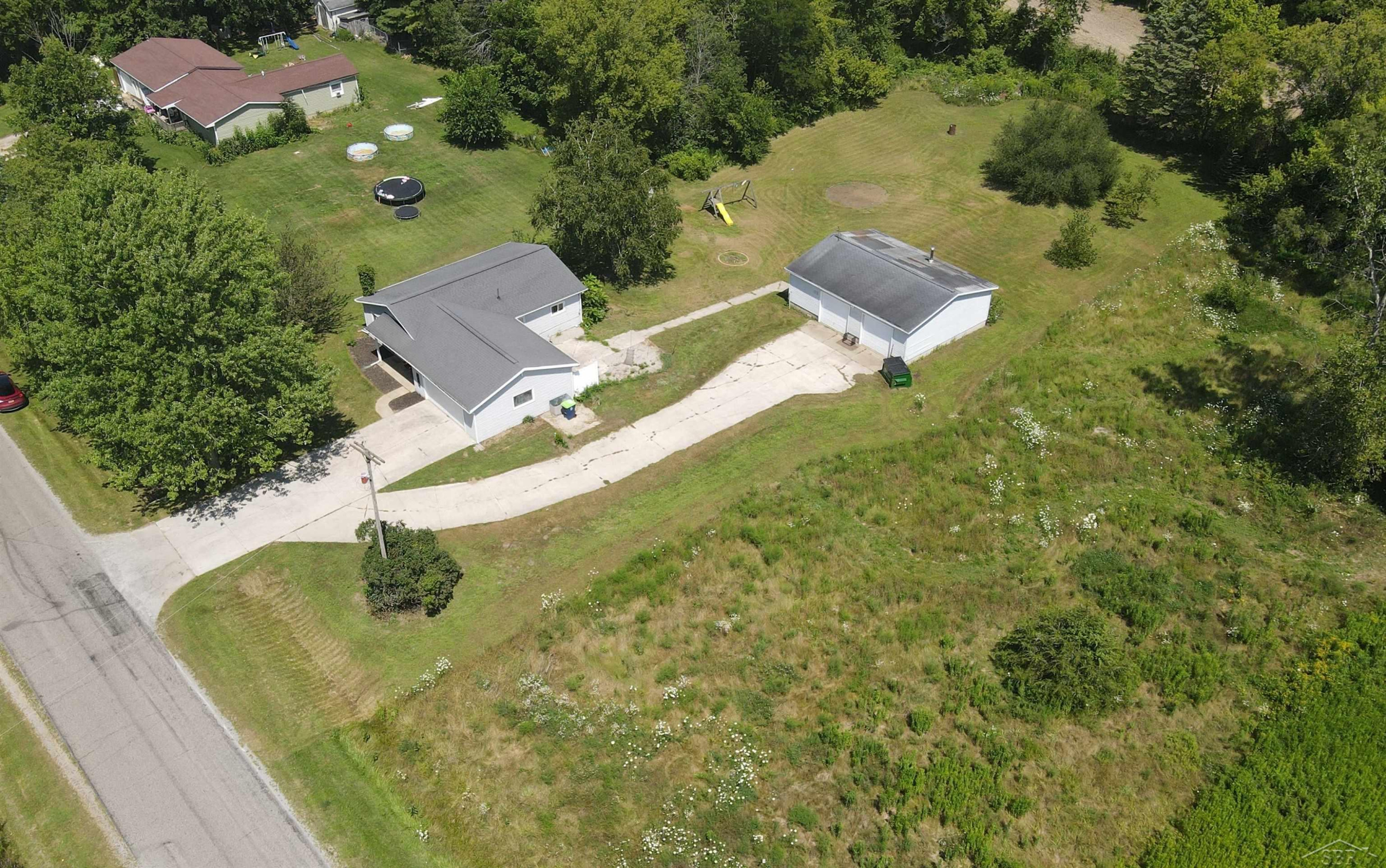 15473 Stuart Road, Chesaning, MI 48616 — Photo 2