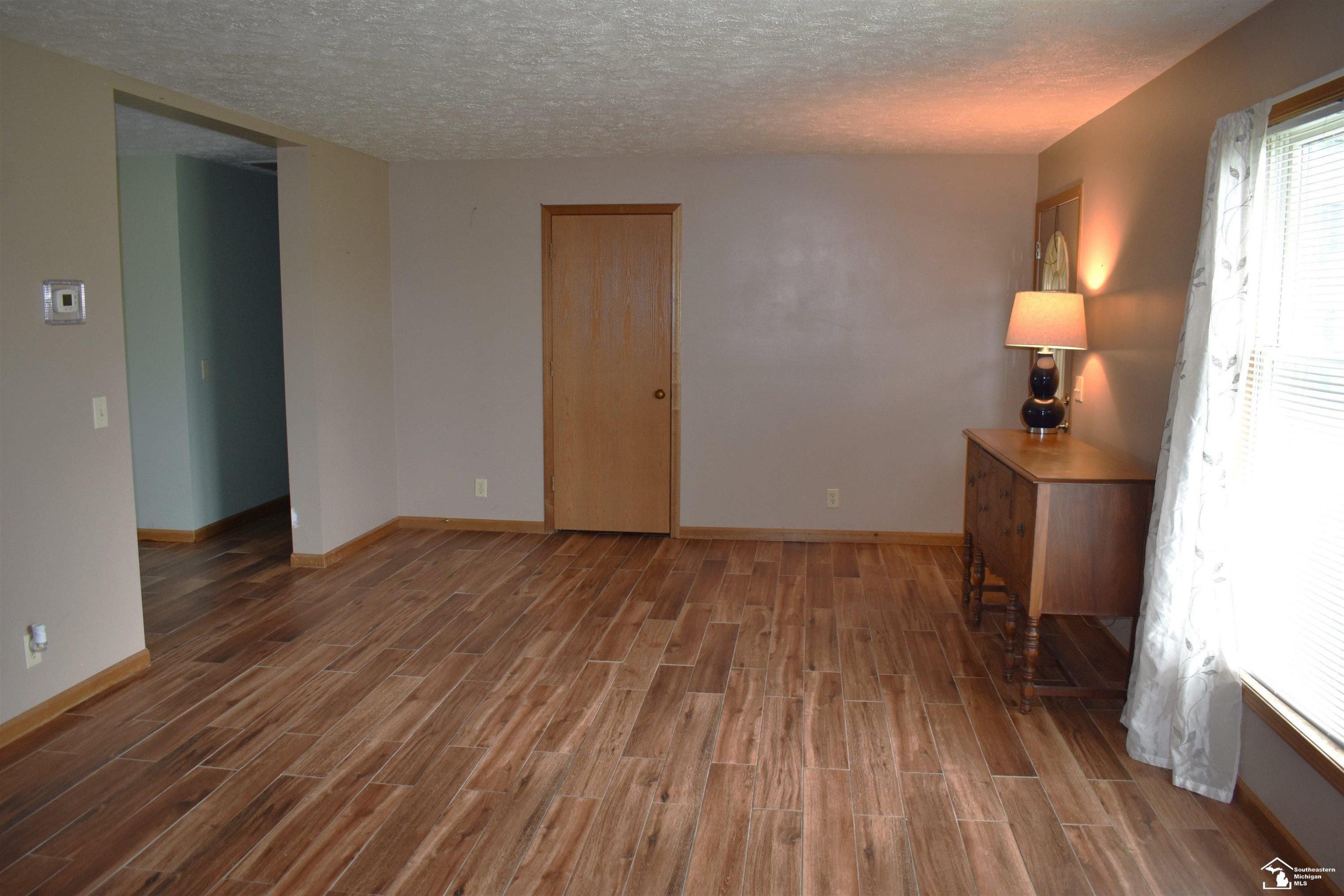 12185 Dennison, Milan, MI 48160 — Photo 4
