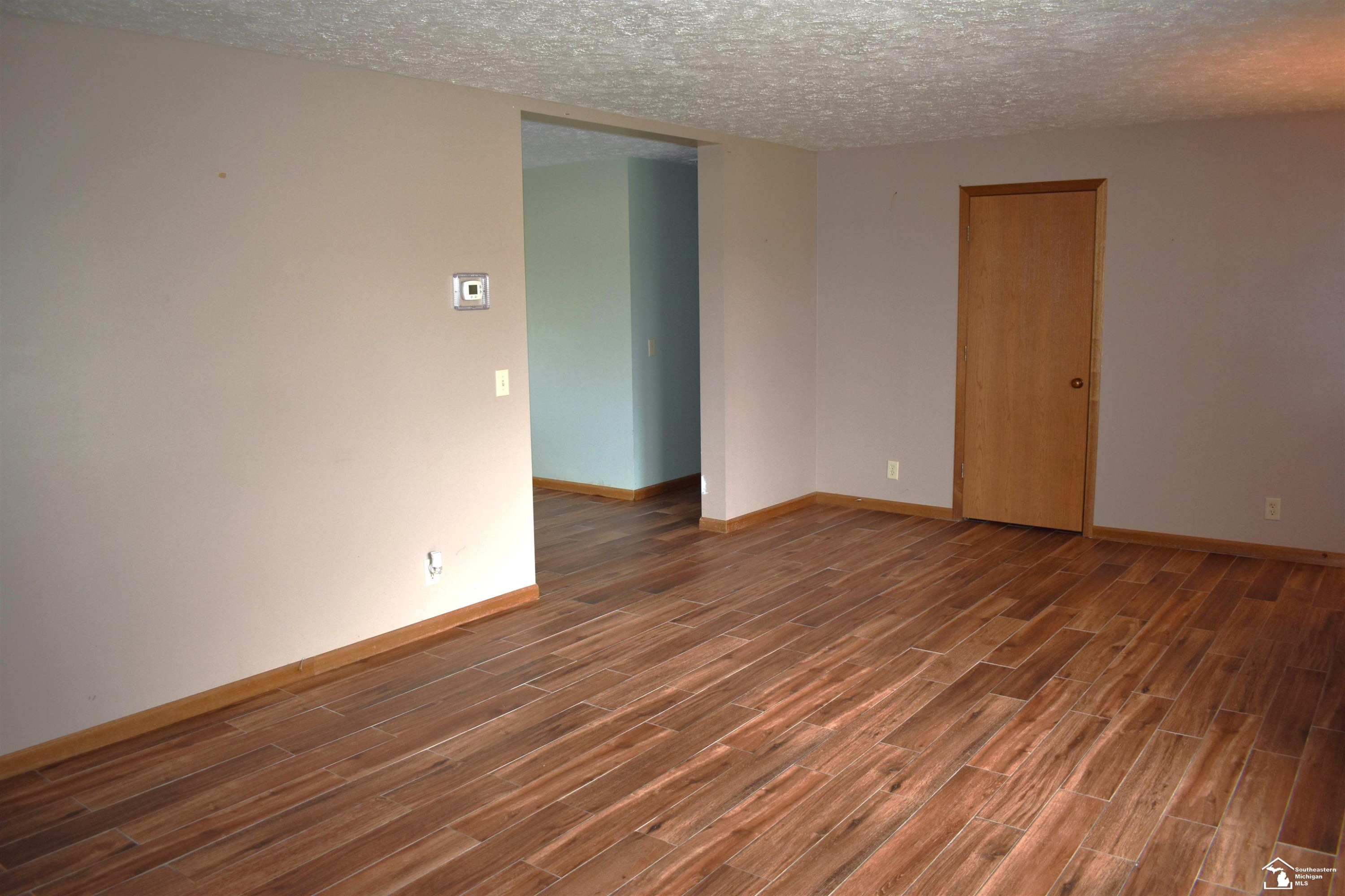 12185 Dennison, Milan, MI 48160 — Photo 5