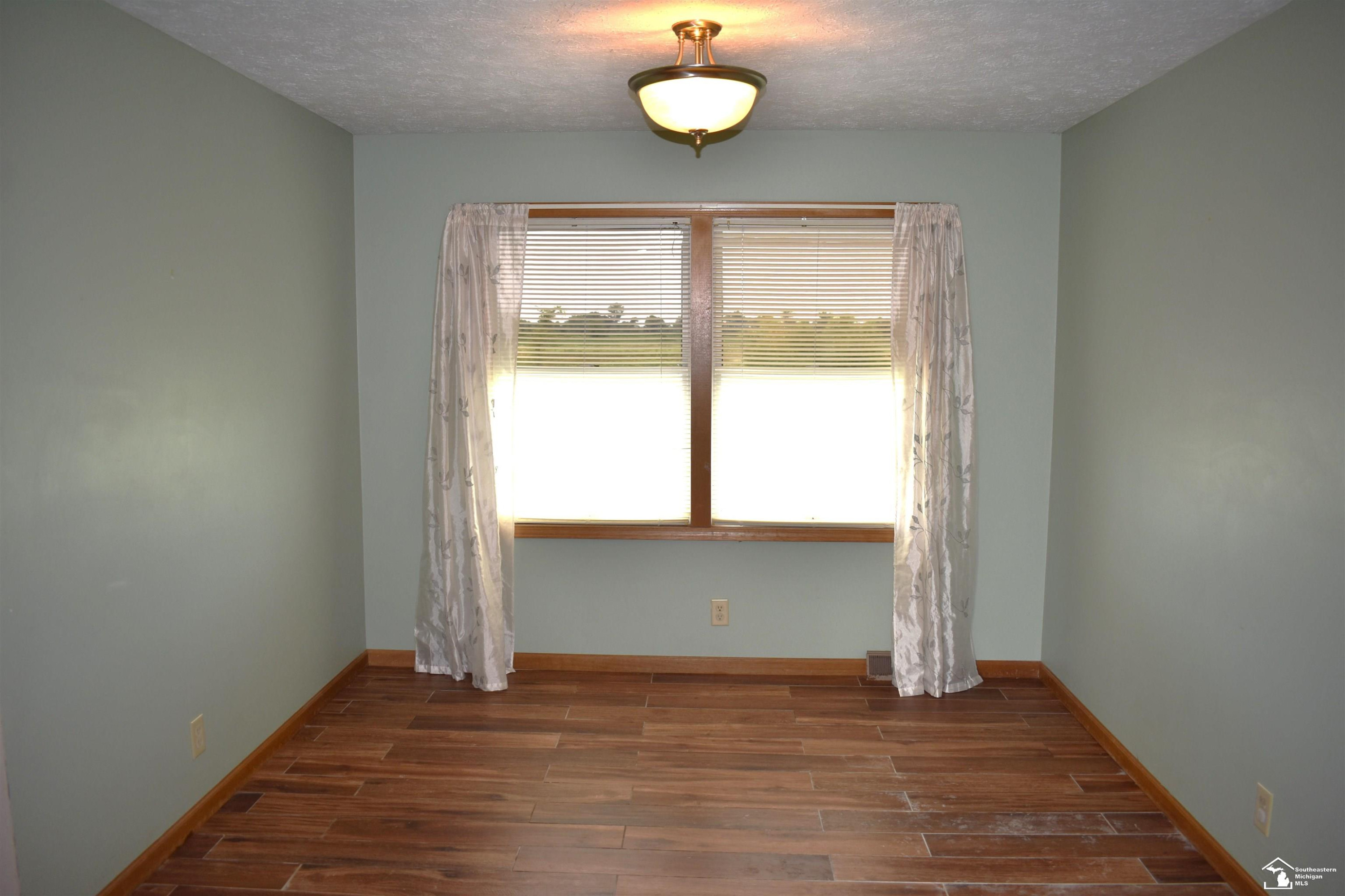 12185 Dennison, Milan, MI 48160 — Photo 6