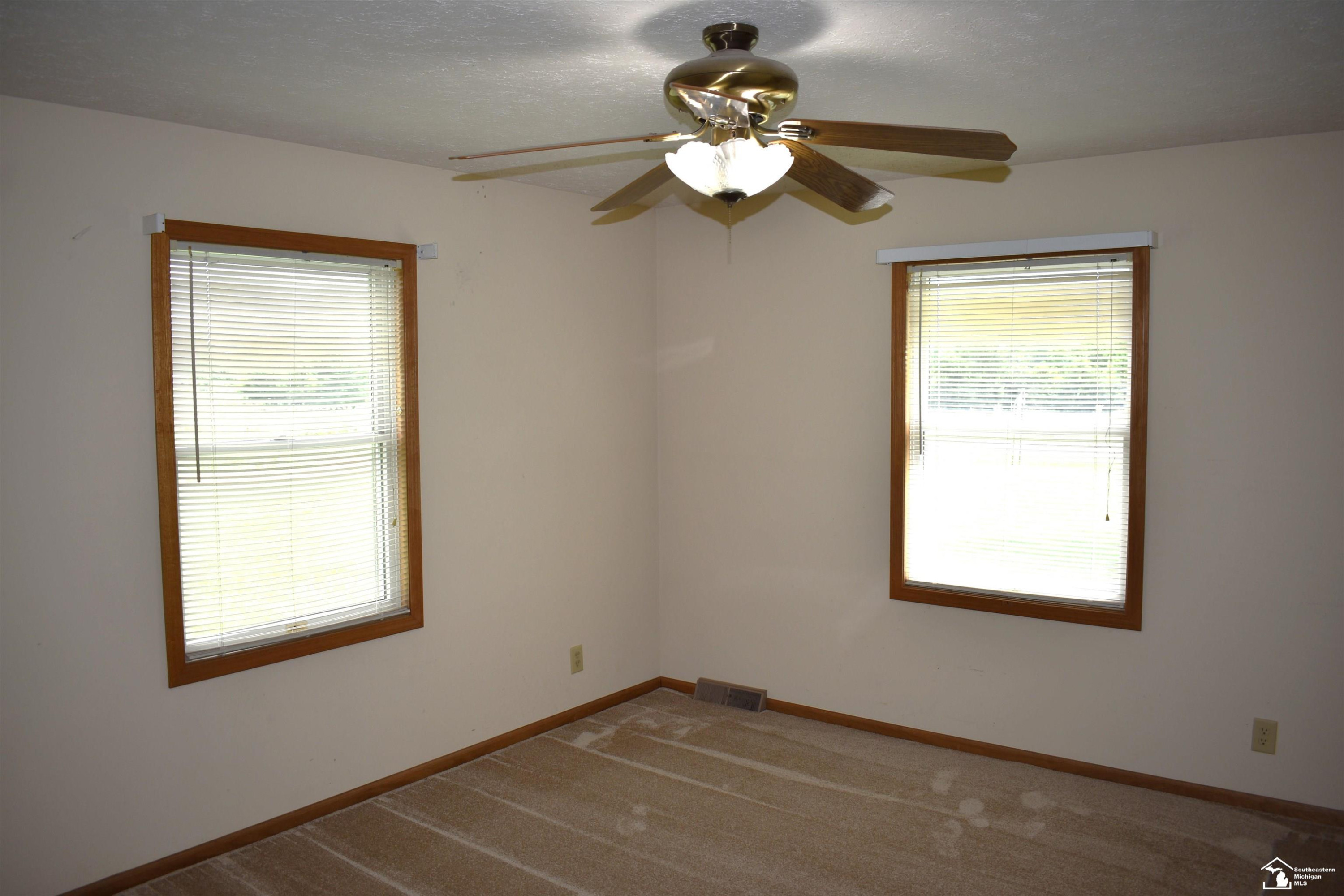 12185 Dennison, Milan, MI 48160 — Photo 15