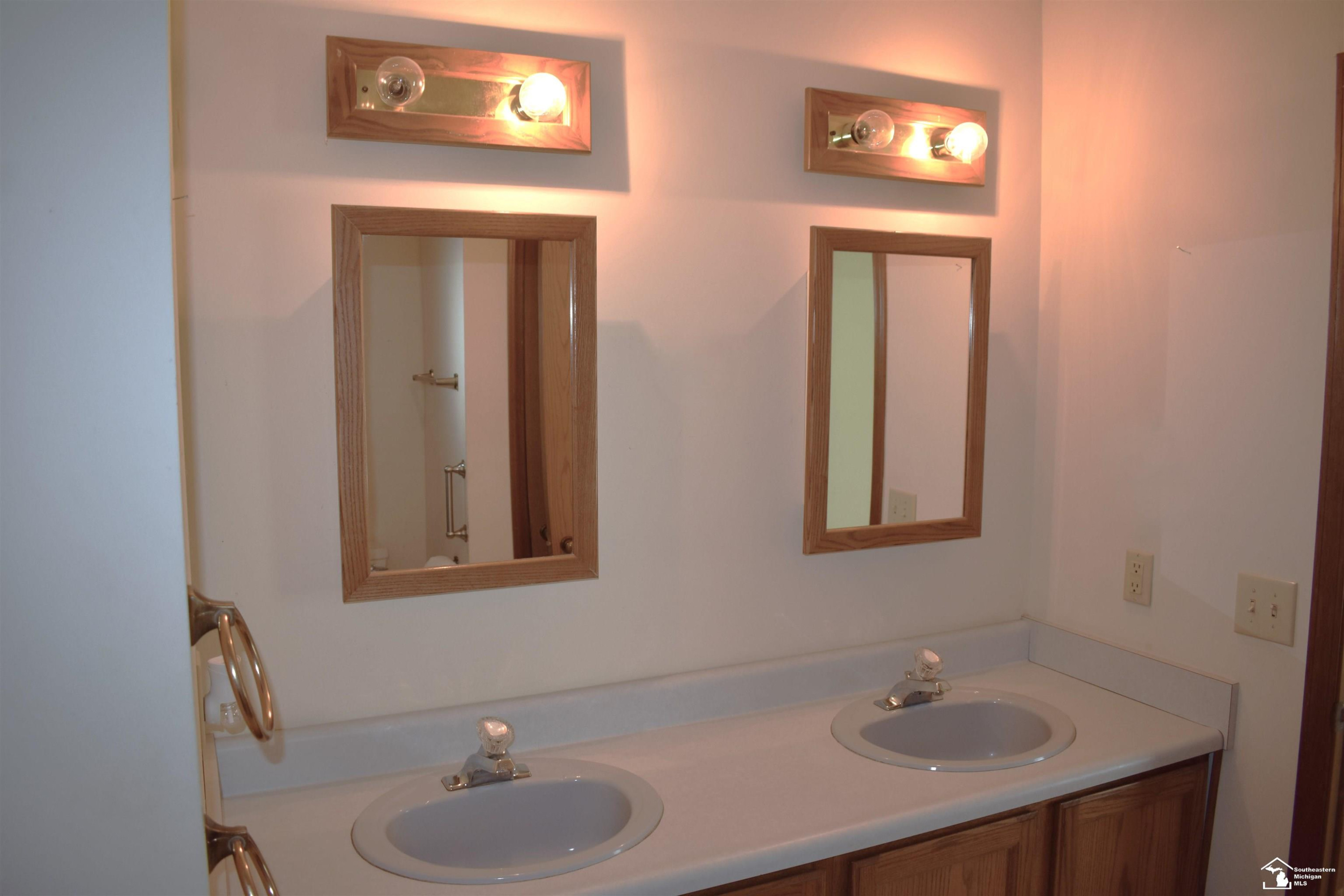 12185 Dennison, Milan, MI 48160 — Photo 18