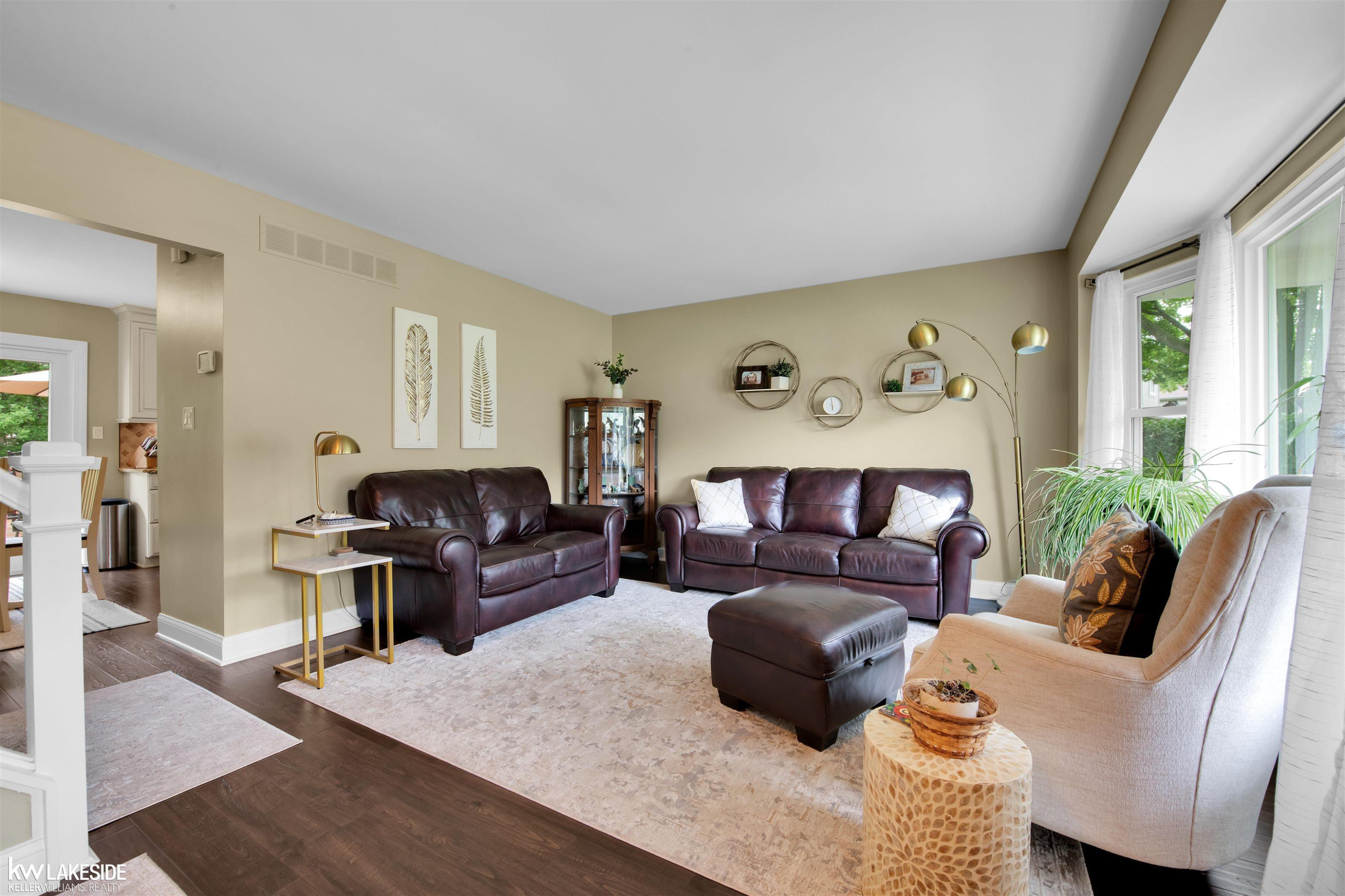 4164 Lake Knolls Drive, Oxford, MI 48371 — Photo 8